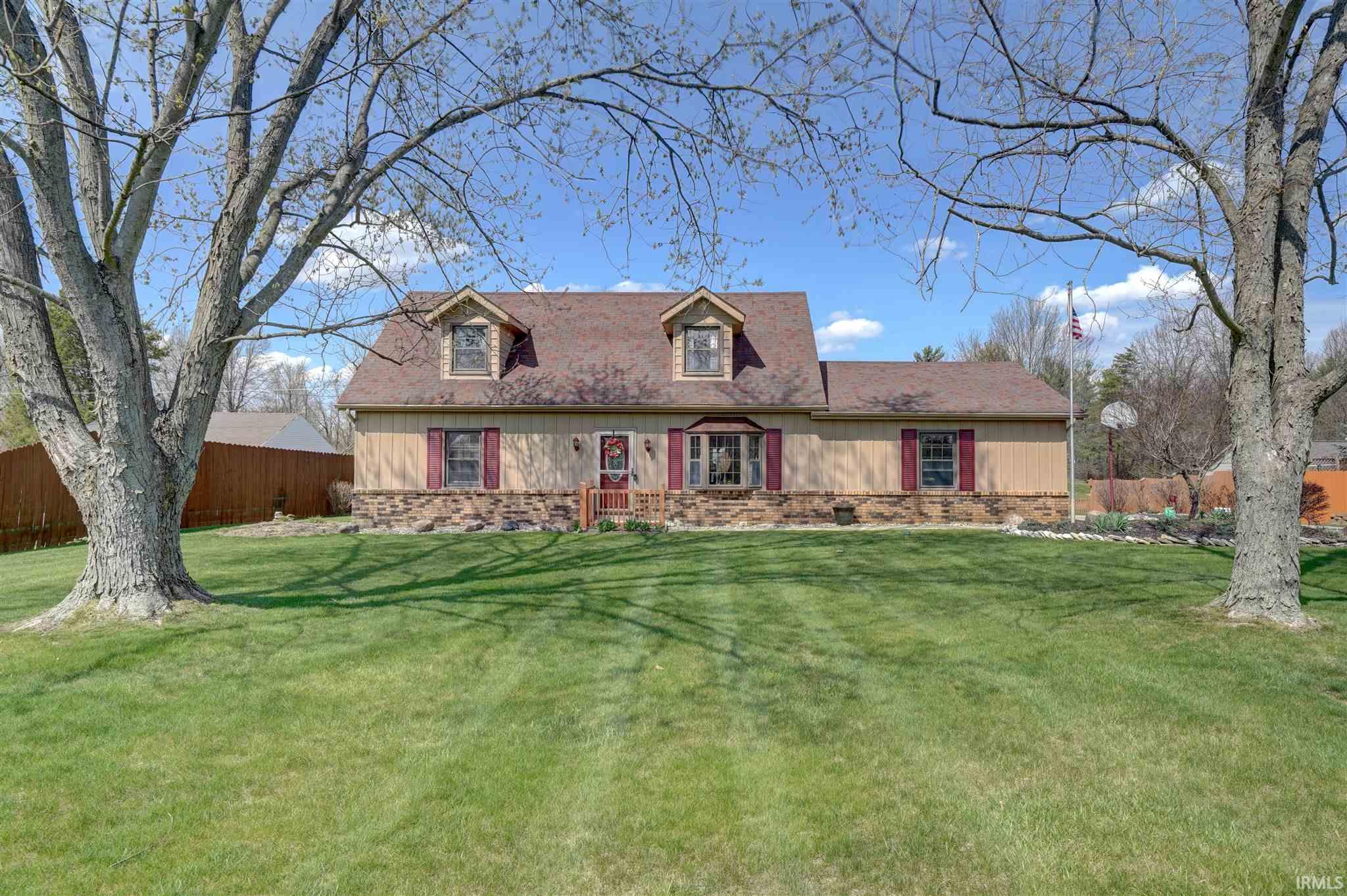 Sold 2040 W Dupont Road, Fort Wayne, IN 46818 MLS 202112664