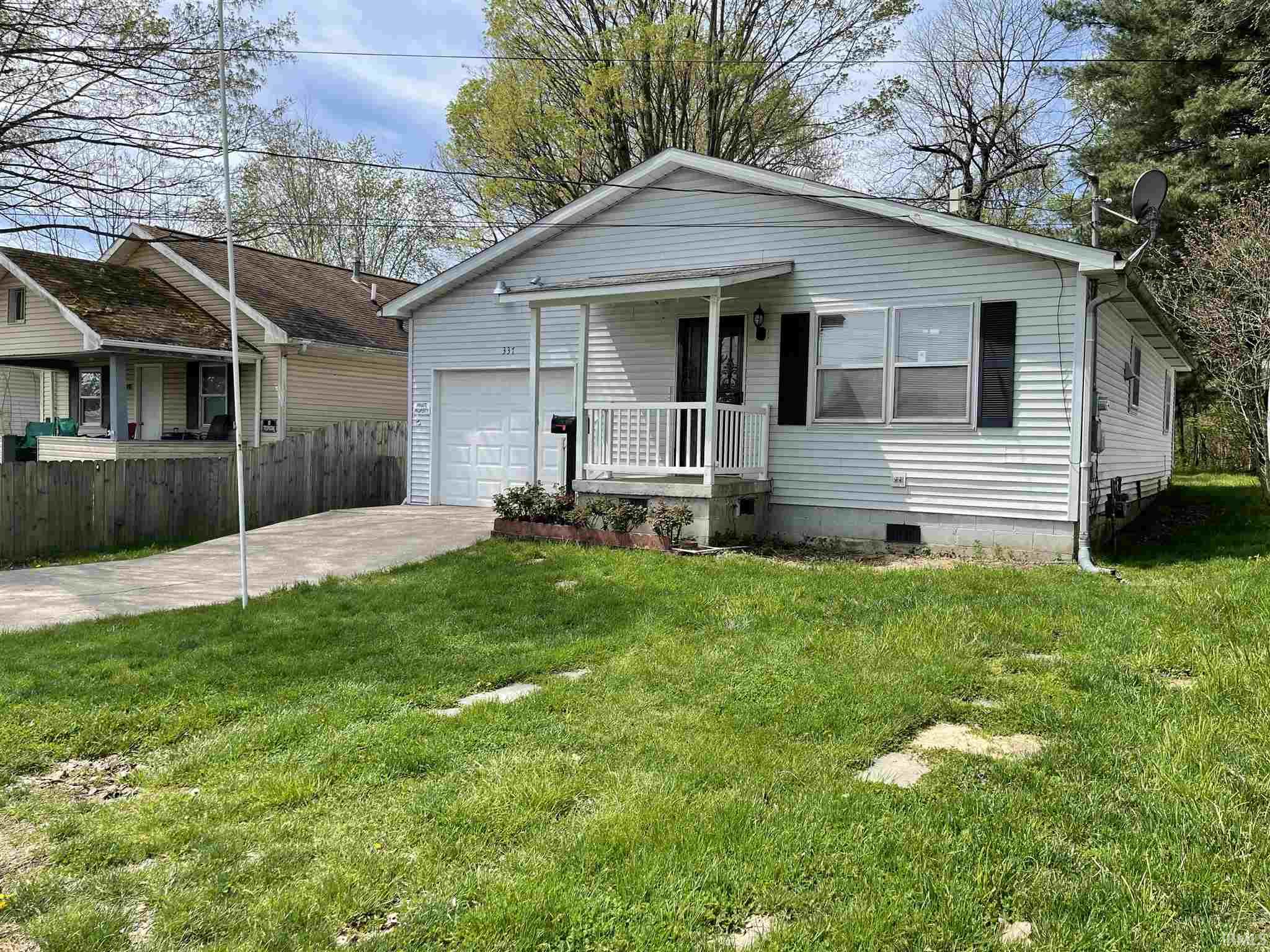 Residential for sale in Bedford, Indiana, 202112862