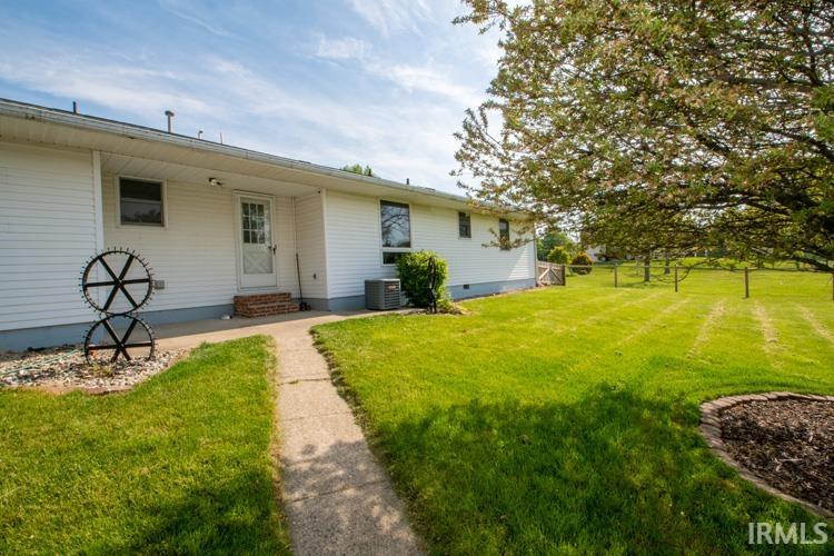 Residential for sale in Wakarusa, Indiana, 202115427