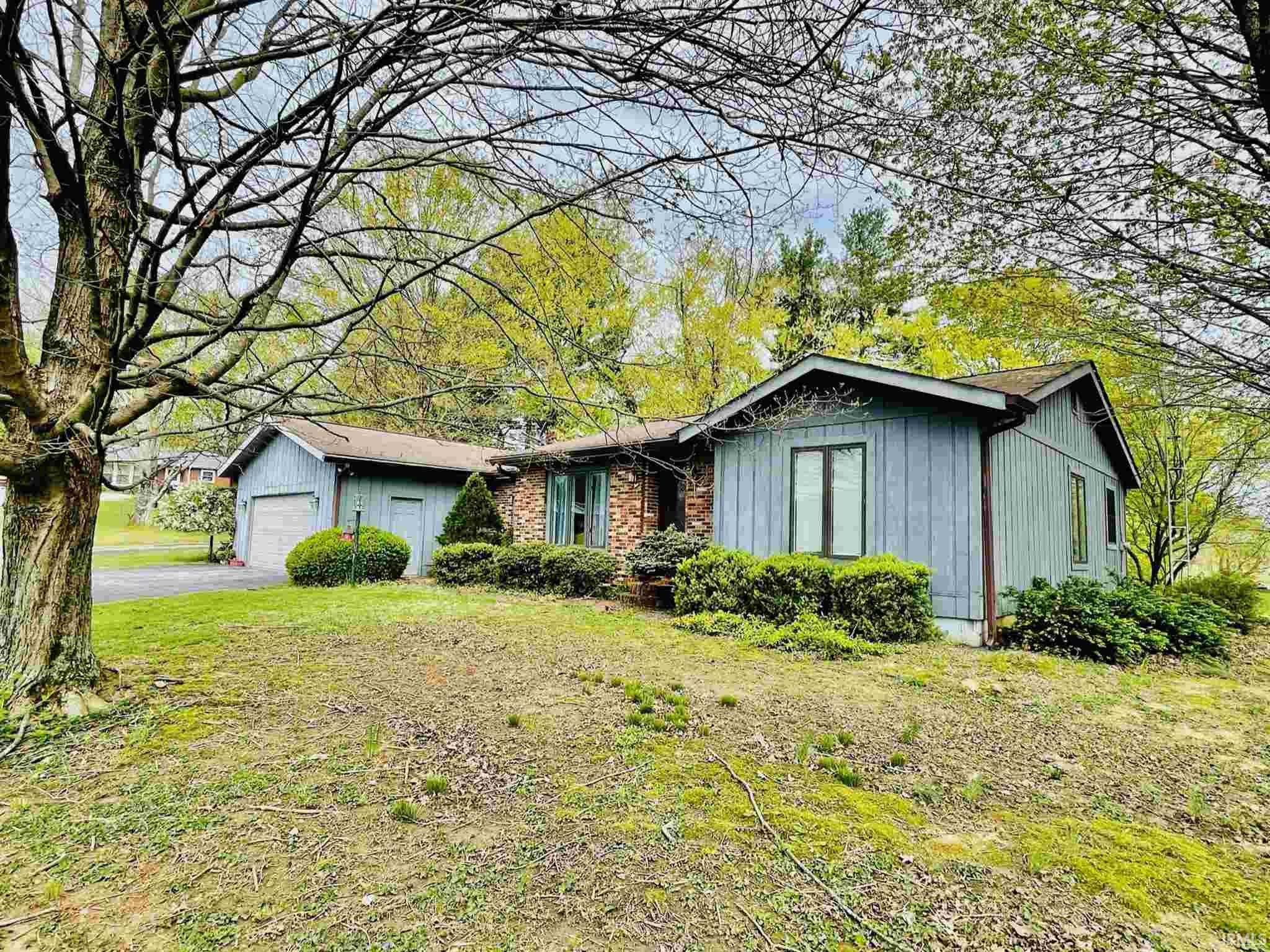 Residential for sale in Mitchell, Indiana, 202122293