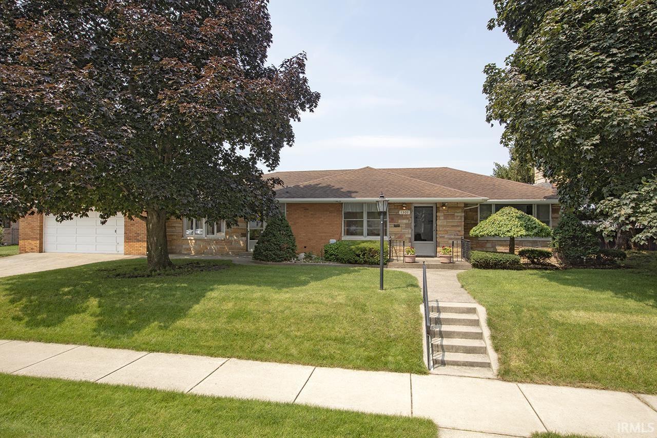 1301 S WEST STREET, MISHAWAKA, IN 46544 Irish Realty