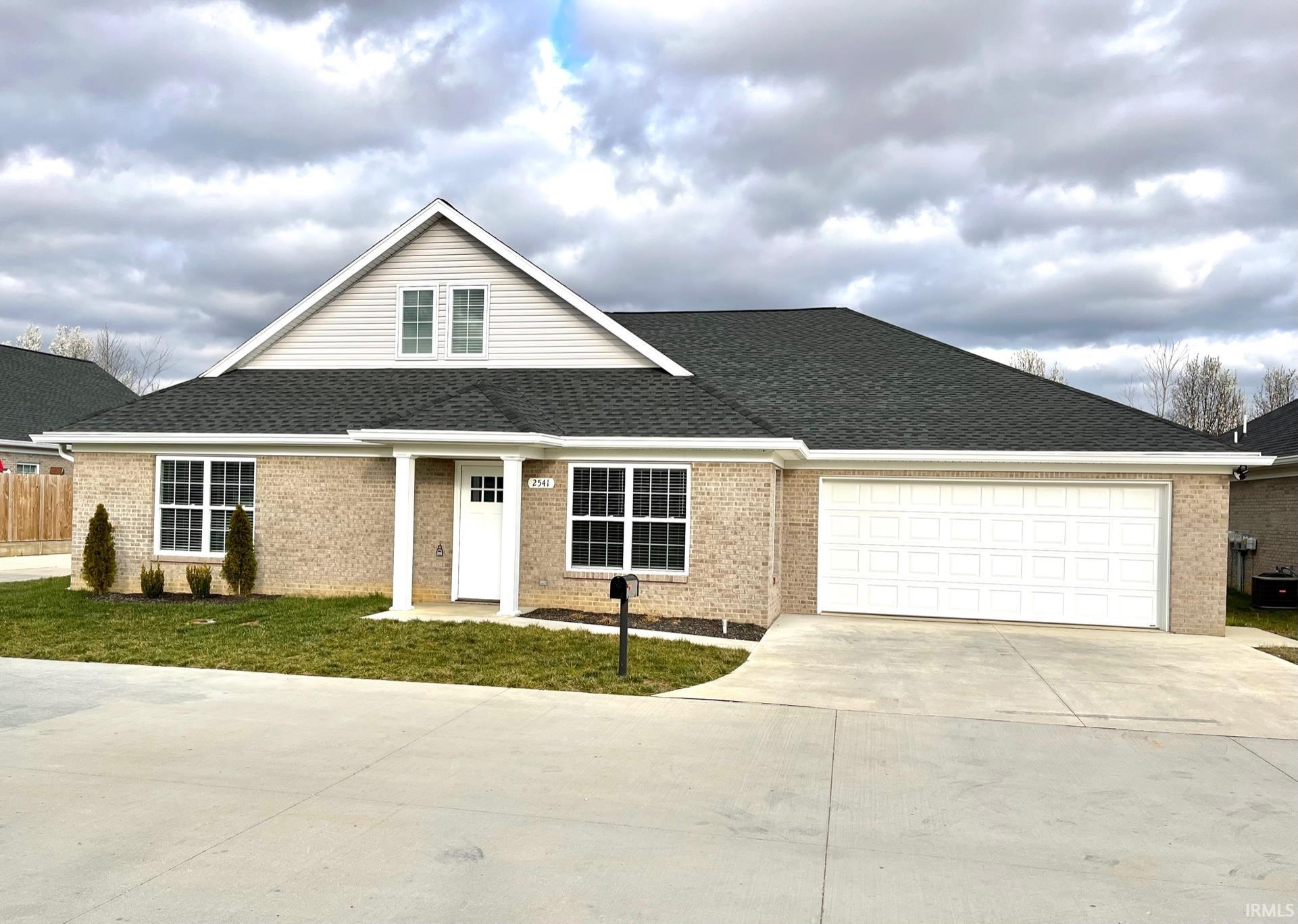 2541 Orleans Trace, Evansville, IN 47715