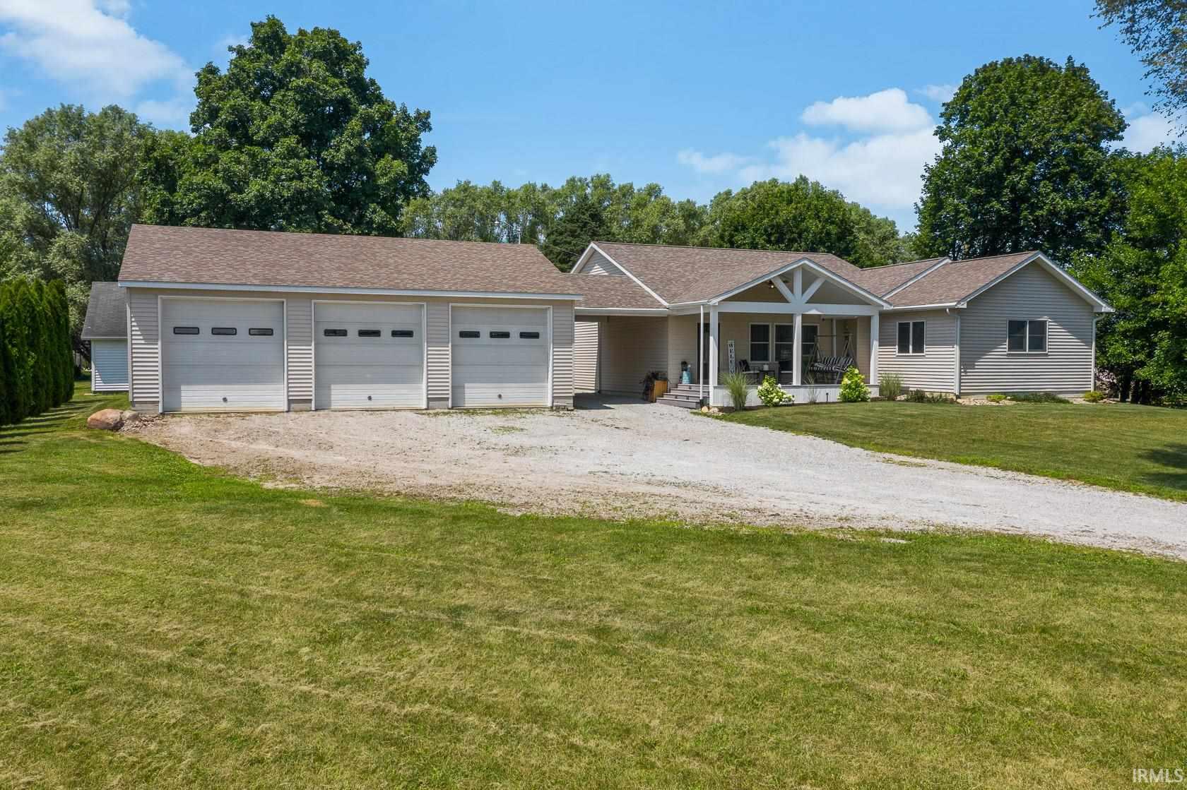 Sold 13515 Auburn Road, Fort Wayne, IN 46845 MLS 202130354