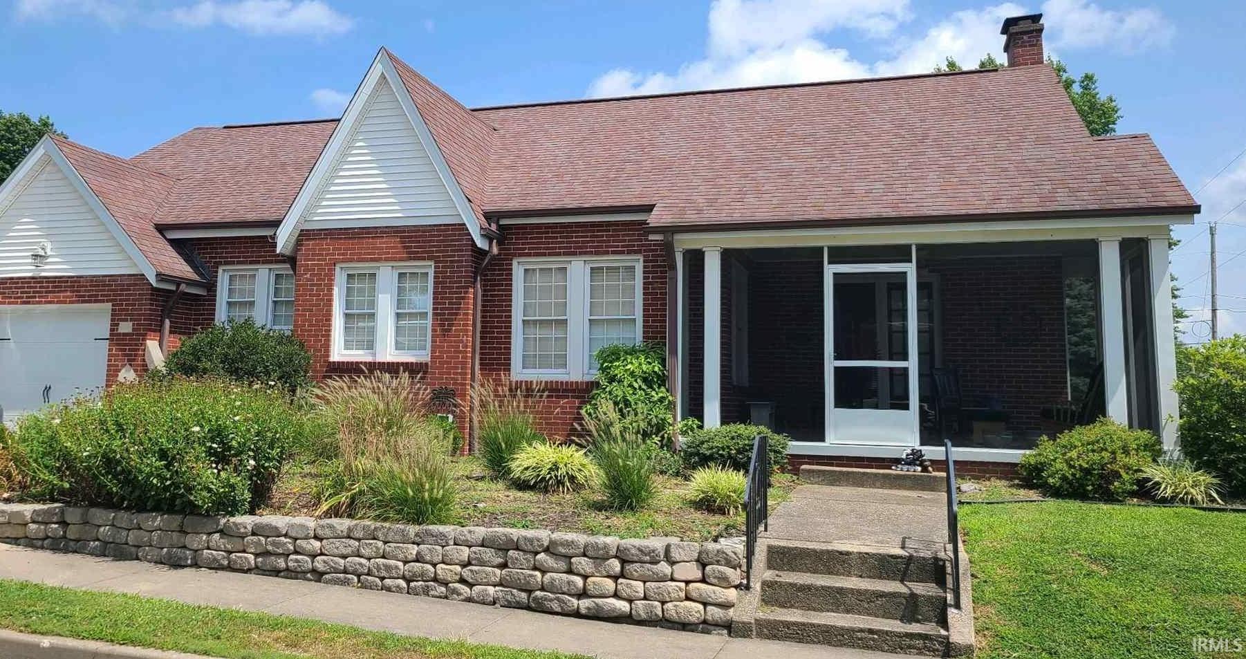1000 E Walnut Street