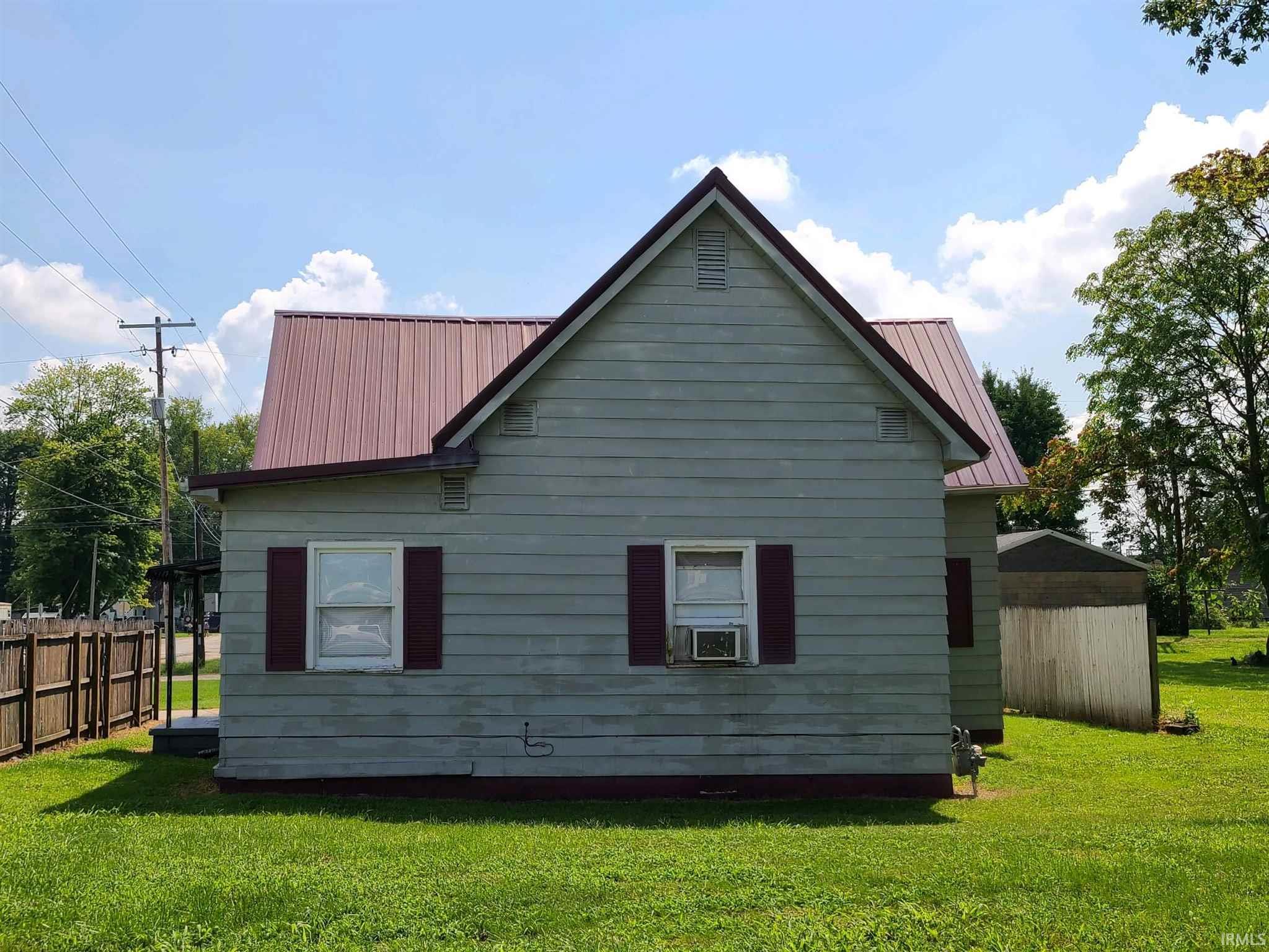 1601 Vincennes Avenue