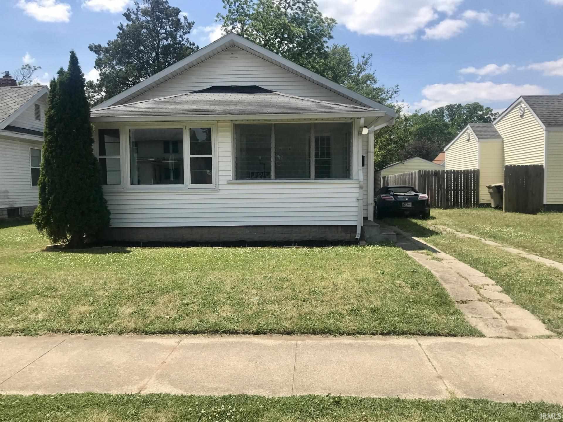 Homes for sale in South Bend, IN | 713 S 23Rd St, South Bend, IN 46615 | MLS# 202144875