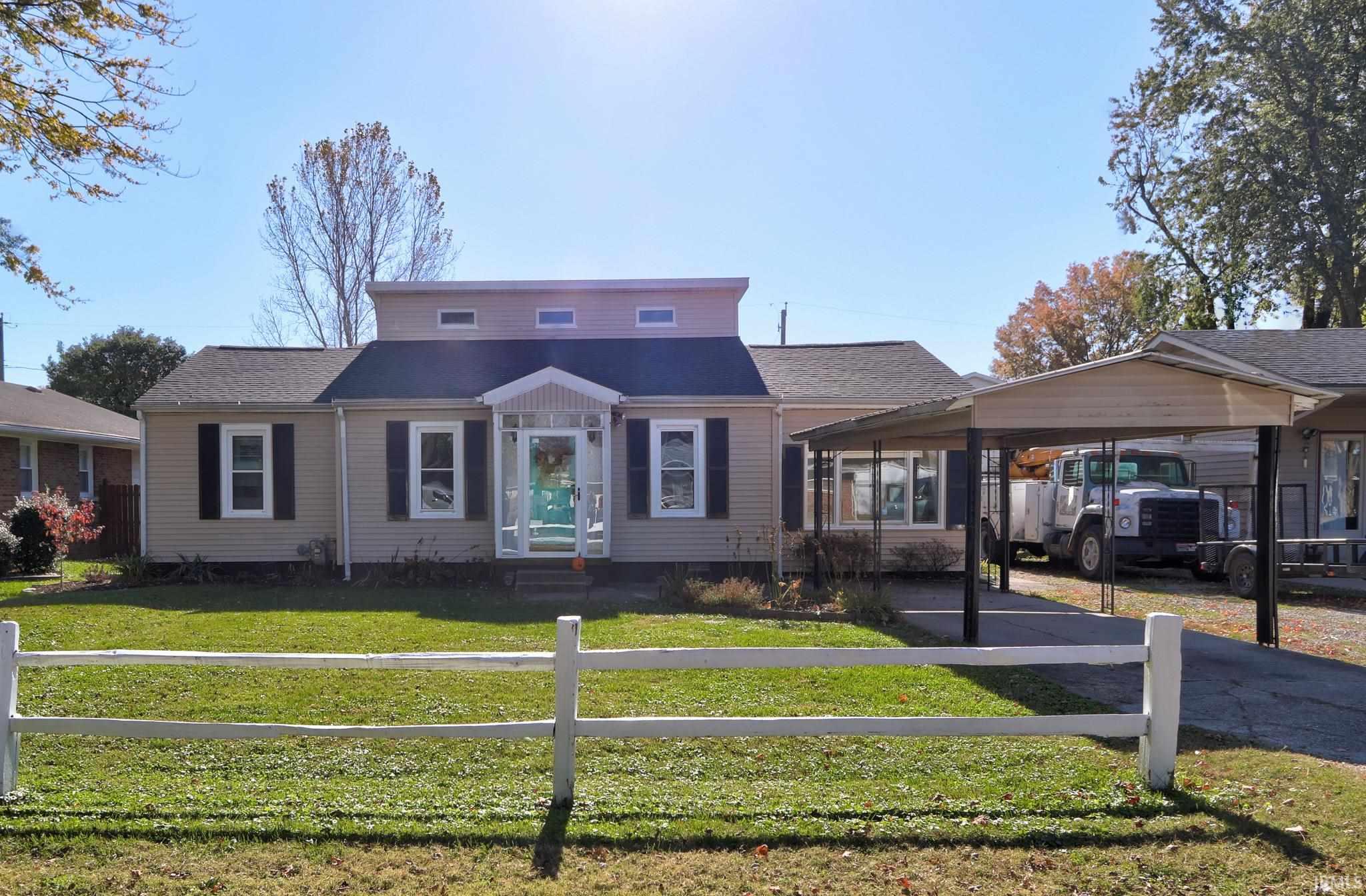 3707 Waggoner Avenue, Evansville, IN 47714