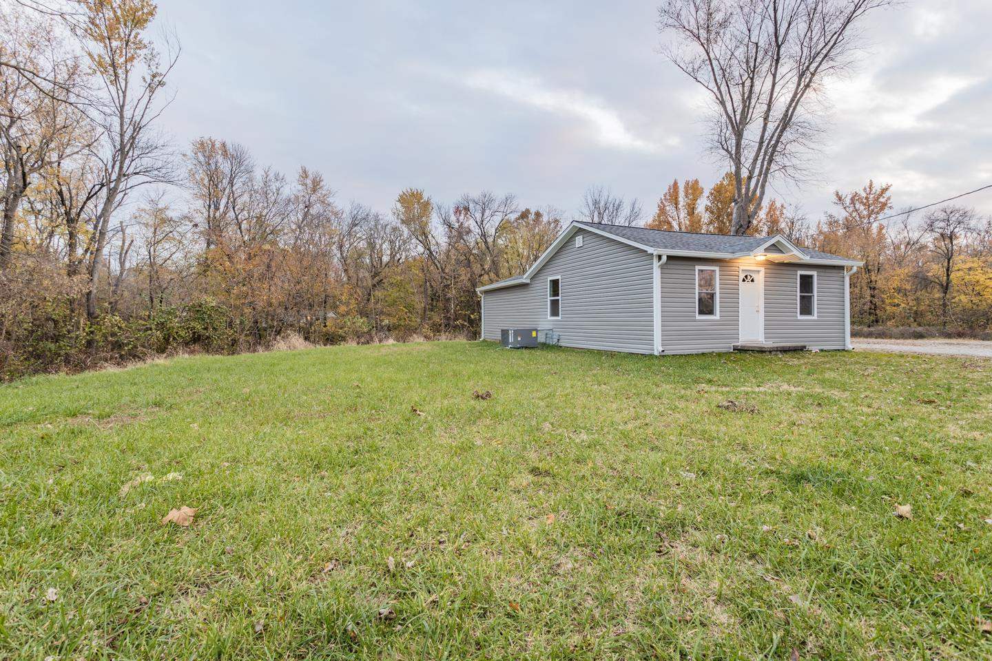 1912 Allens Lane, Evansville, IN 47710