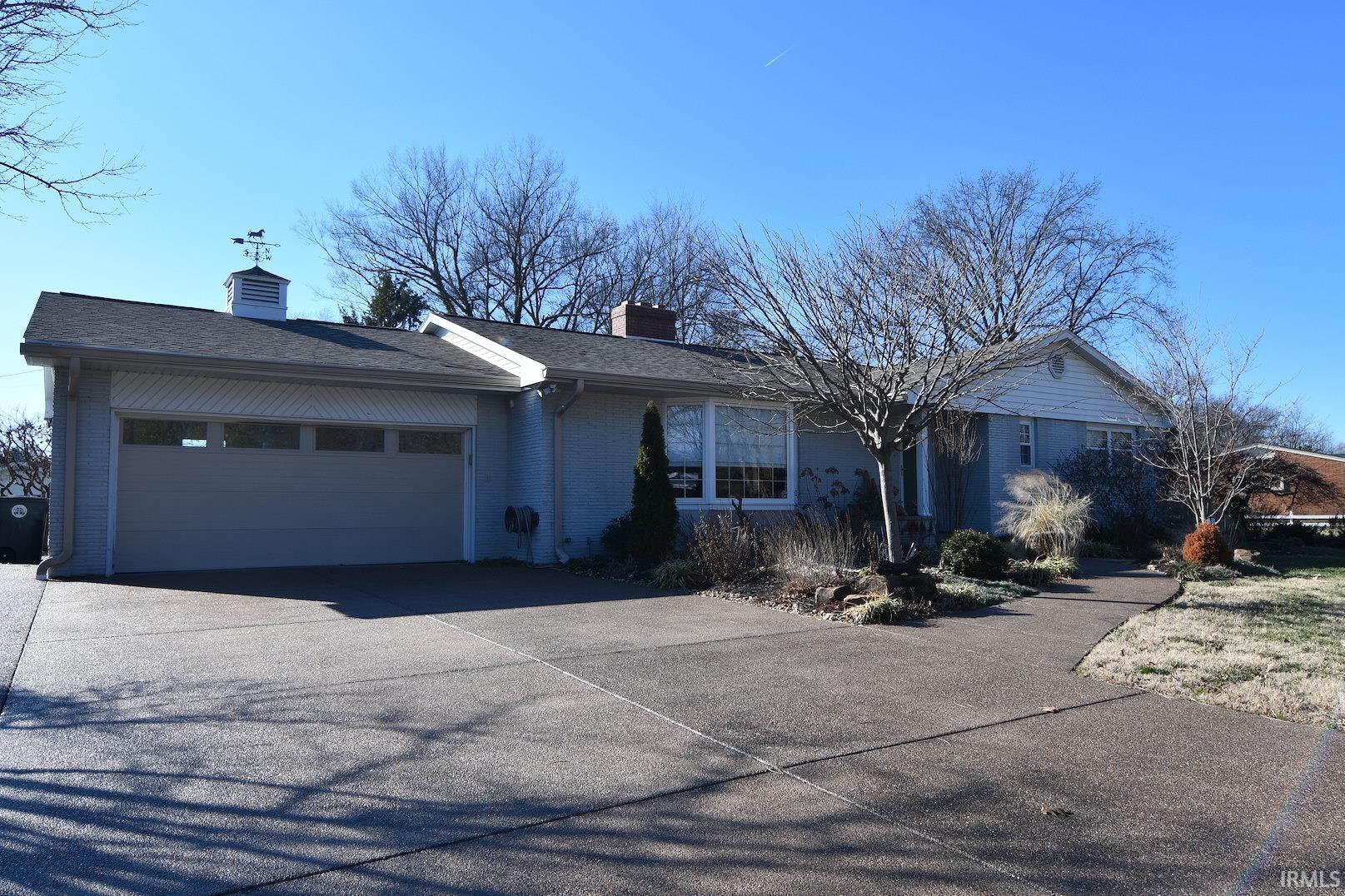 7009 Arcadian Highway, Evansville, IN 47715