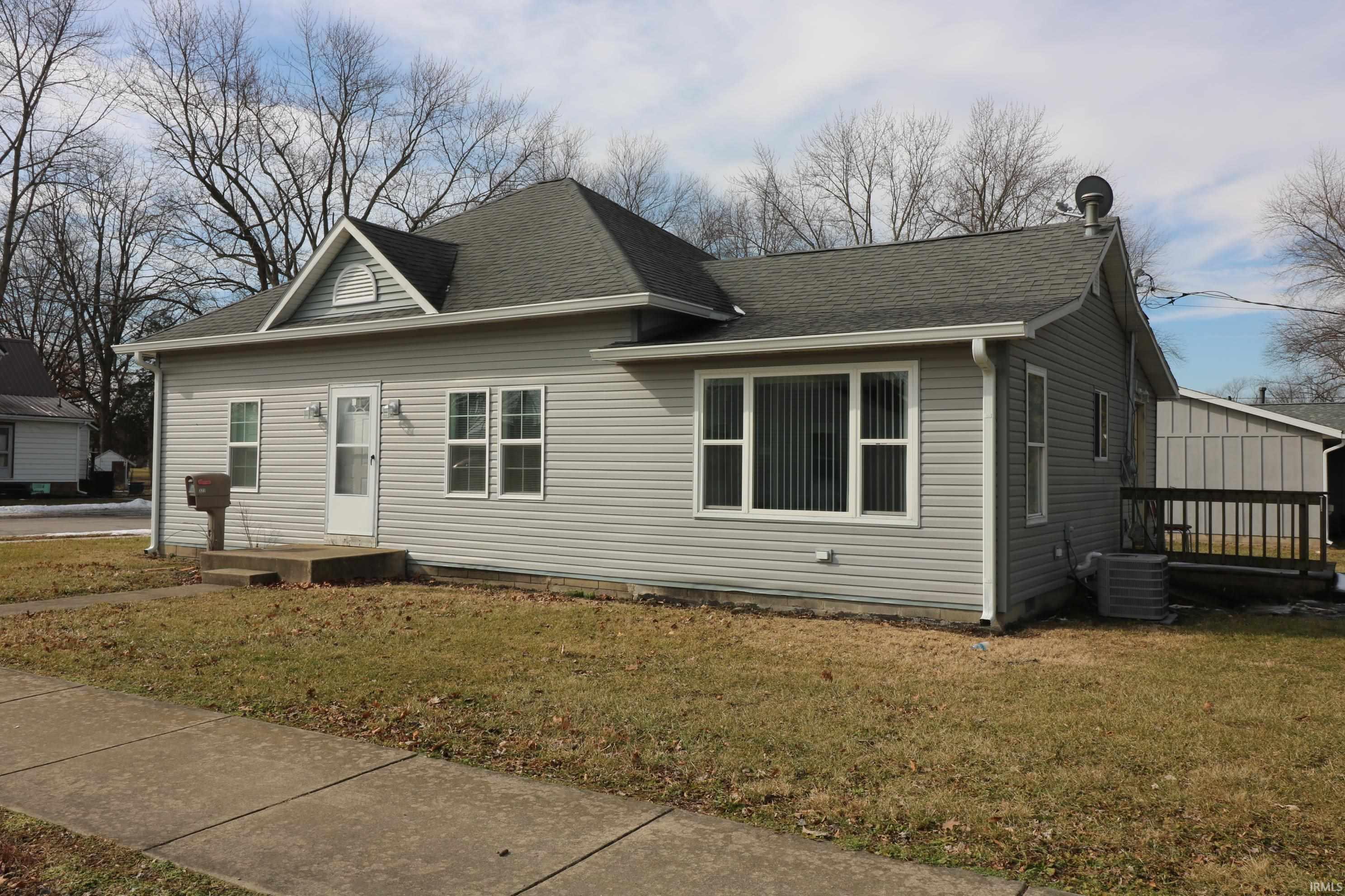 Homes for sale in Monticello, IN | 322 S First St, Monticello, IN 47960 | MLS# 202212391