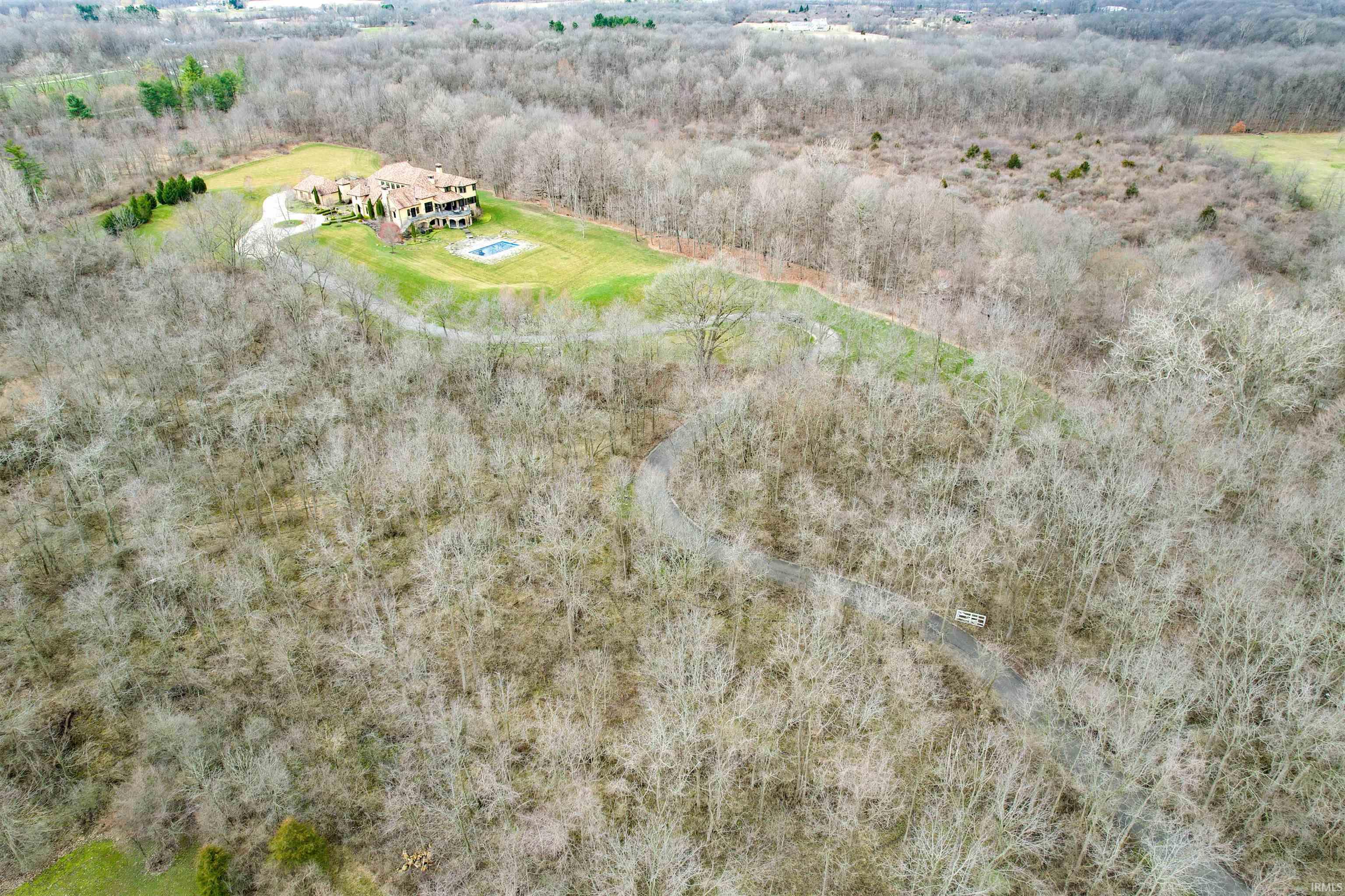 Roanoke Real Estate 9730 S 800 E92 92 IN 46783 2,900,000