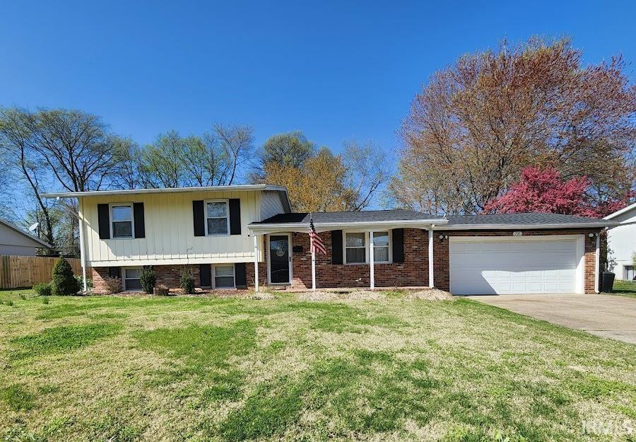 709 Evergreen Drive, Mount Vernon, IN 47620