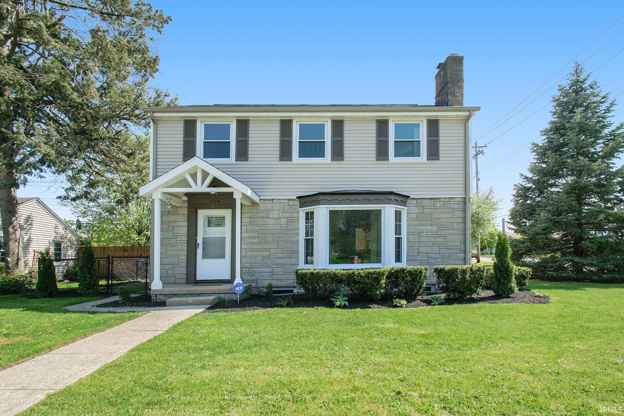 1504 Hoover Avenue, South Bend, IN 46615