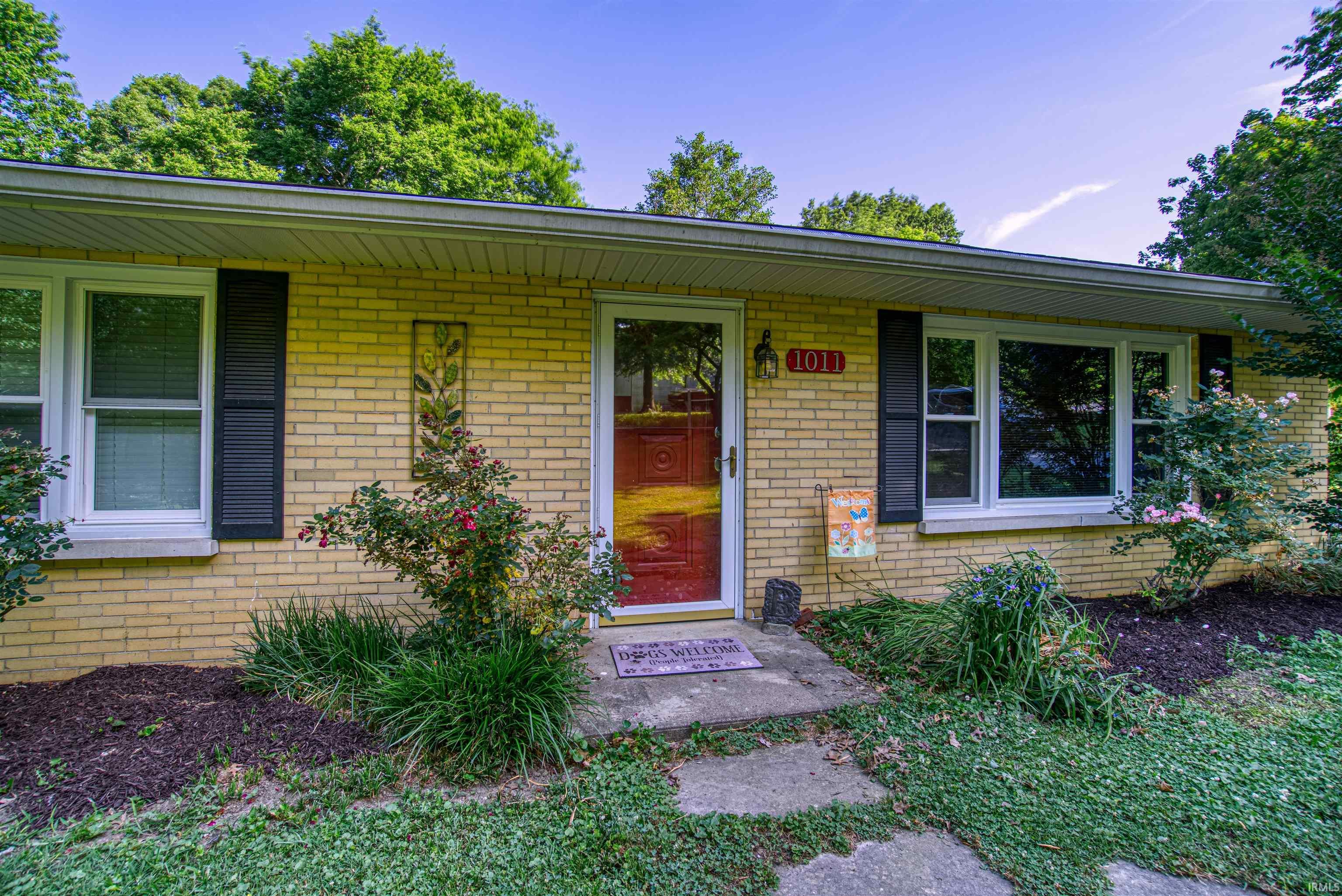 1011 Barberry Lane, Evansville, IN 47710