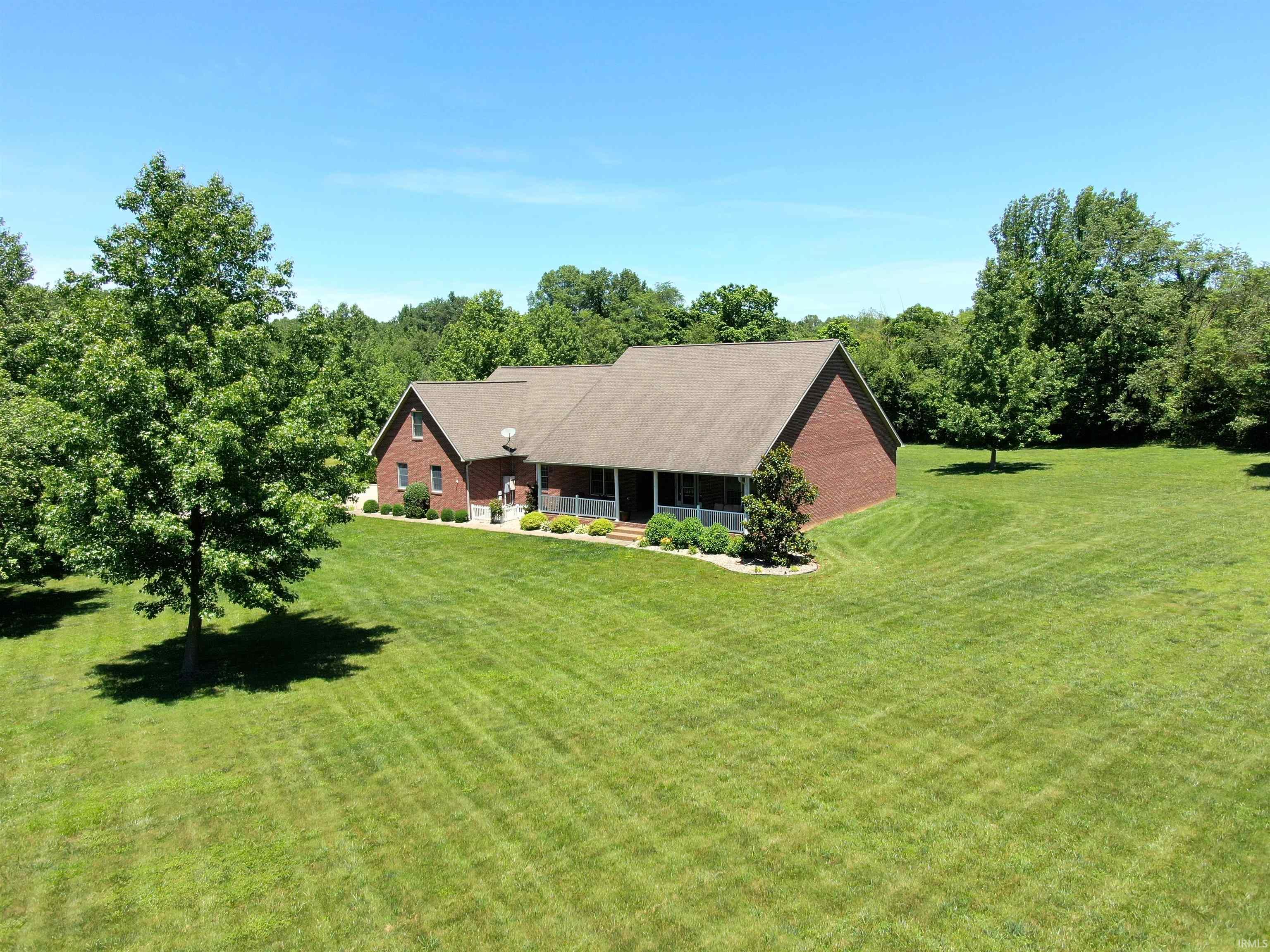 1119 Boon Drive, Boonville, IN 47601
