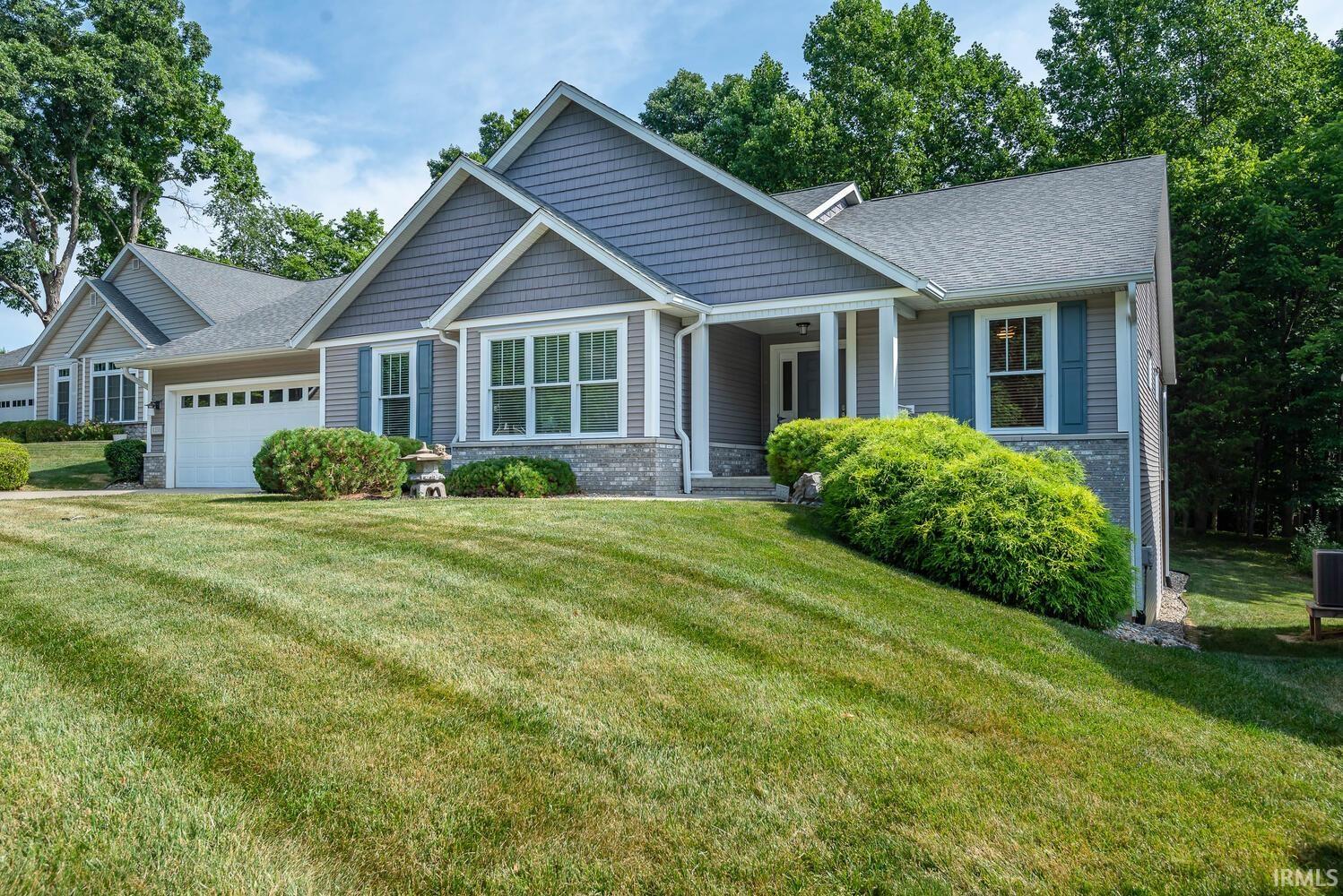 1233 S BARNES DRIVE, BLOOMINGTON, IN 47401 Bloomington Board of Realtors®