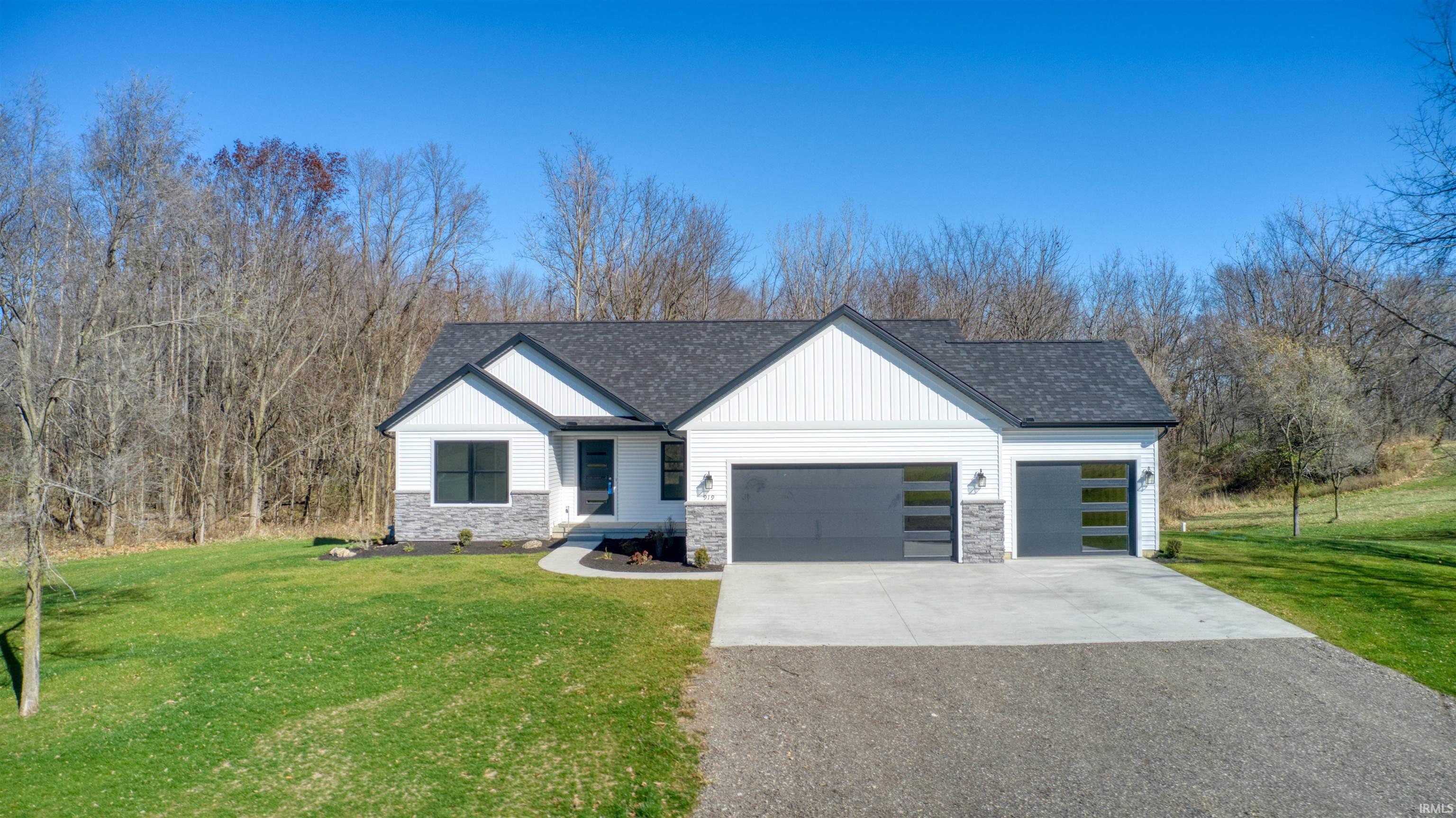 919 S Zimmer Road, Warsaw, IN 46580