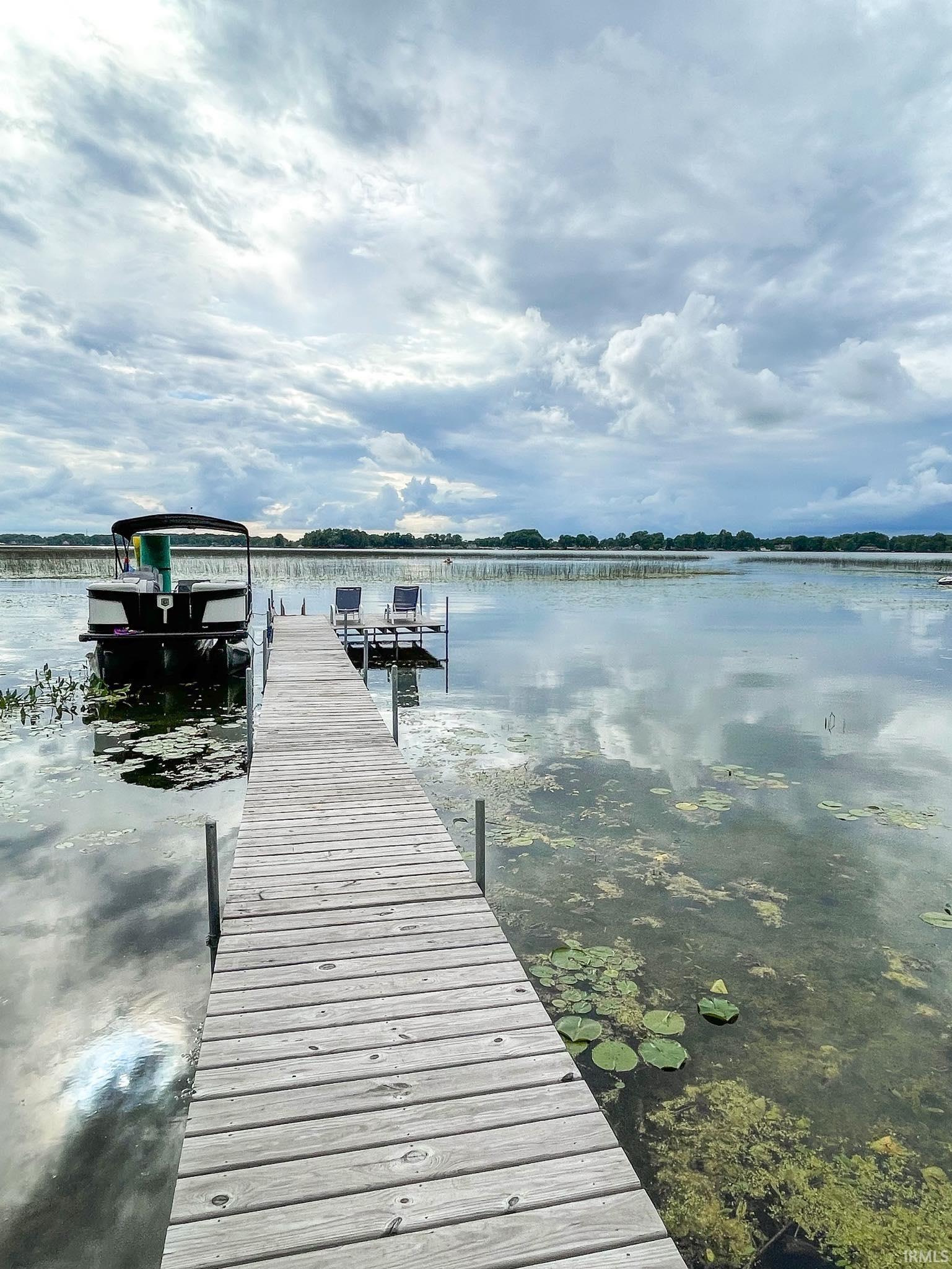 1061 Chapman lake, Warsaw, IN 46582