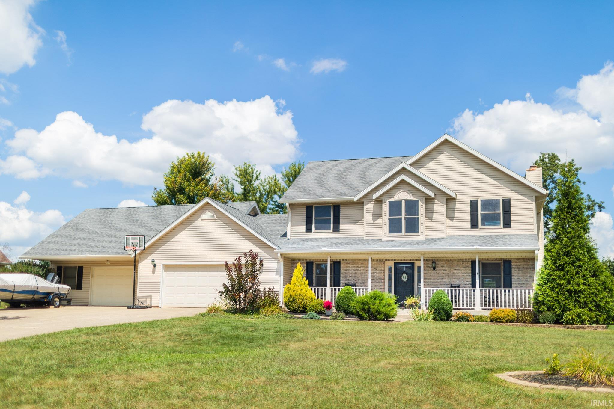 3729 E NEWPORT COURT, BLOOMINGTON, IN 47401 Millican Realty