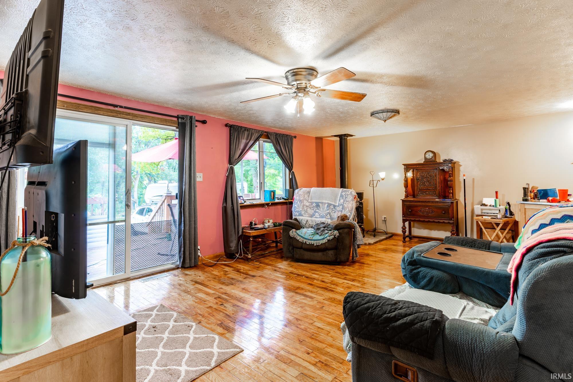 Residential for sale in Pierceton, Indiana, 202235149