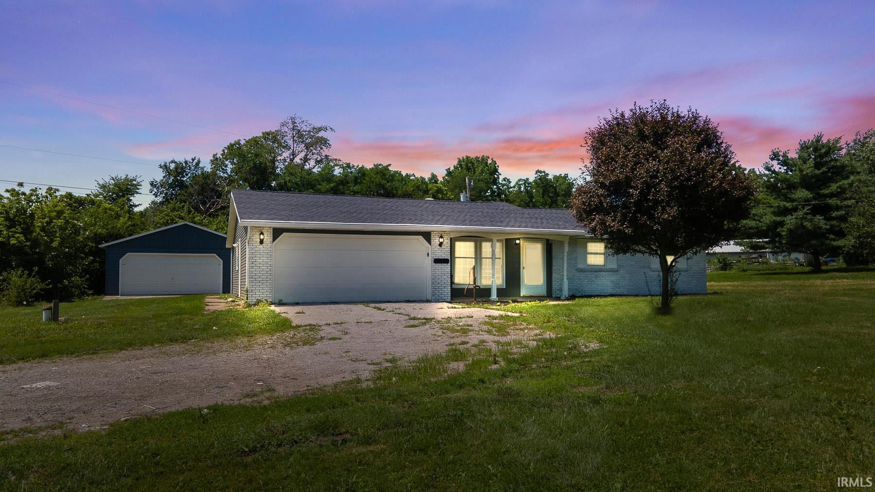 7312 Valley Drive, Leo, IN 46765