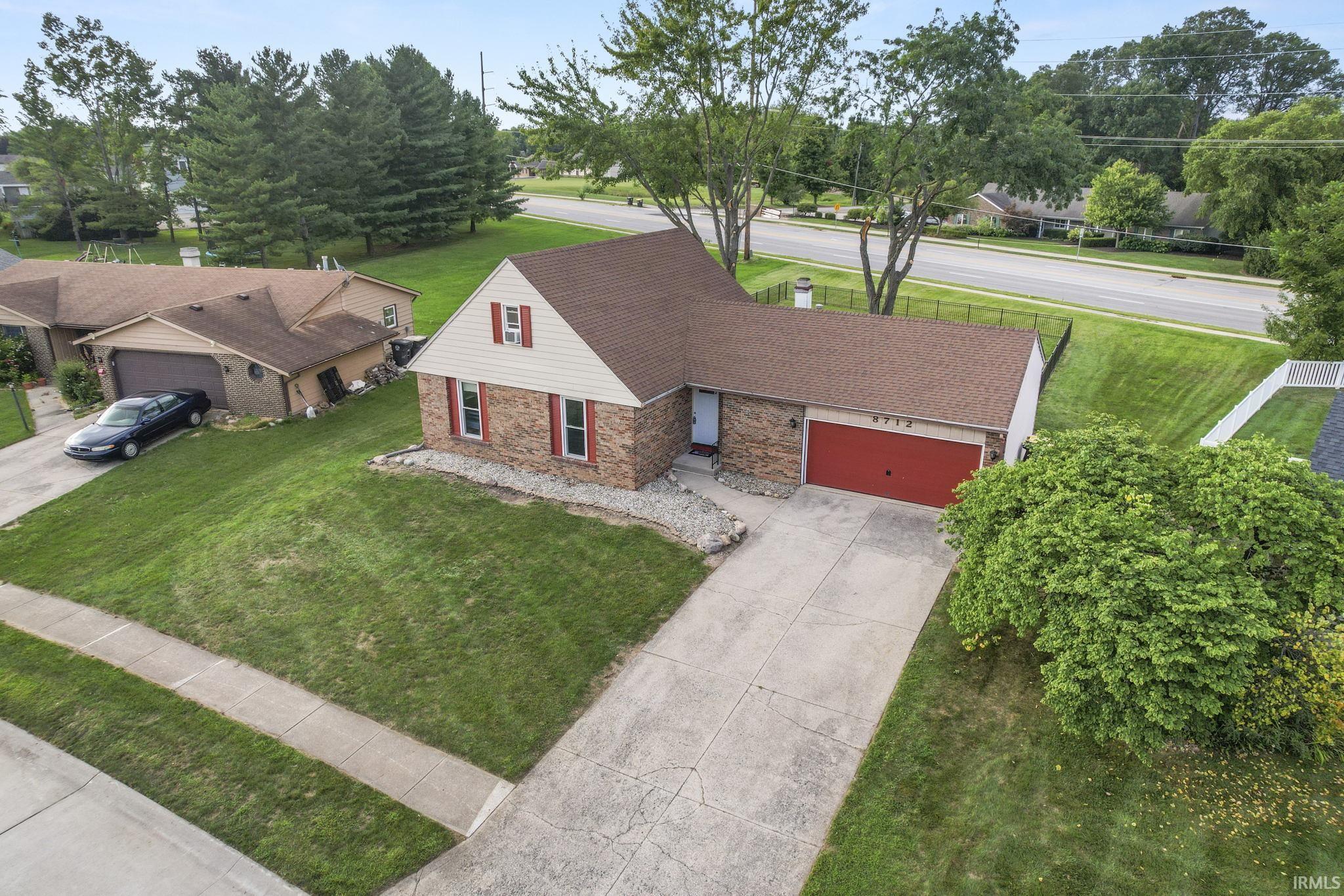 8712 Voyager Drive, Fort Wayne, IN 46804