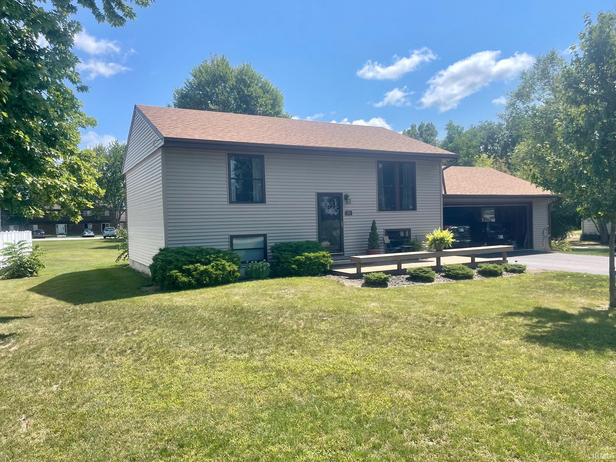470 County Line, Markle, Indiana 46770, 3 Bedrooms Bedrooms, 6 Rooms Rooms,2 BathroomsBathrooms,Residential,For Sale,County Line,202239153