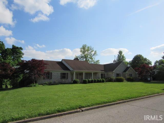 2000 Greenbrier Drive, Mount Vernon, IN 47620