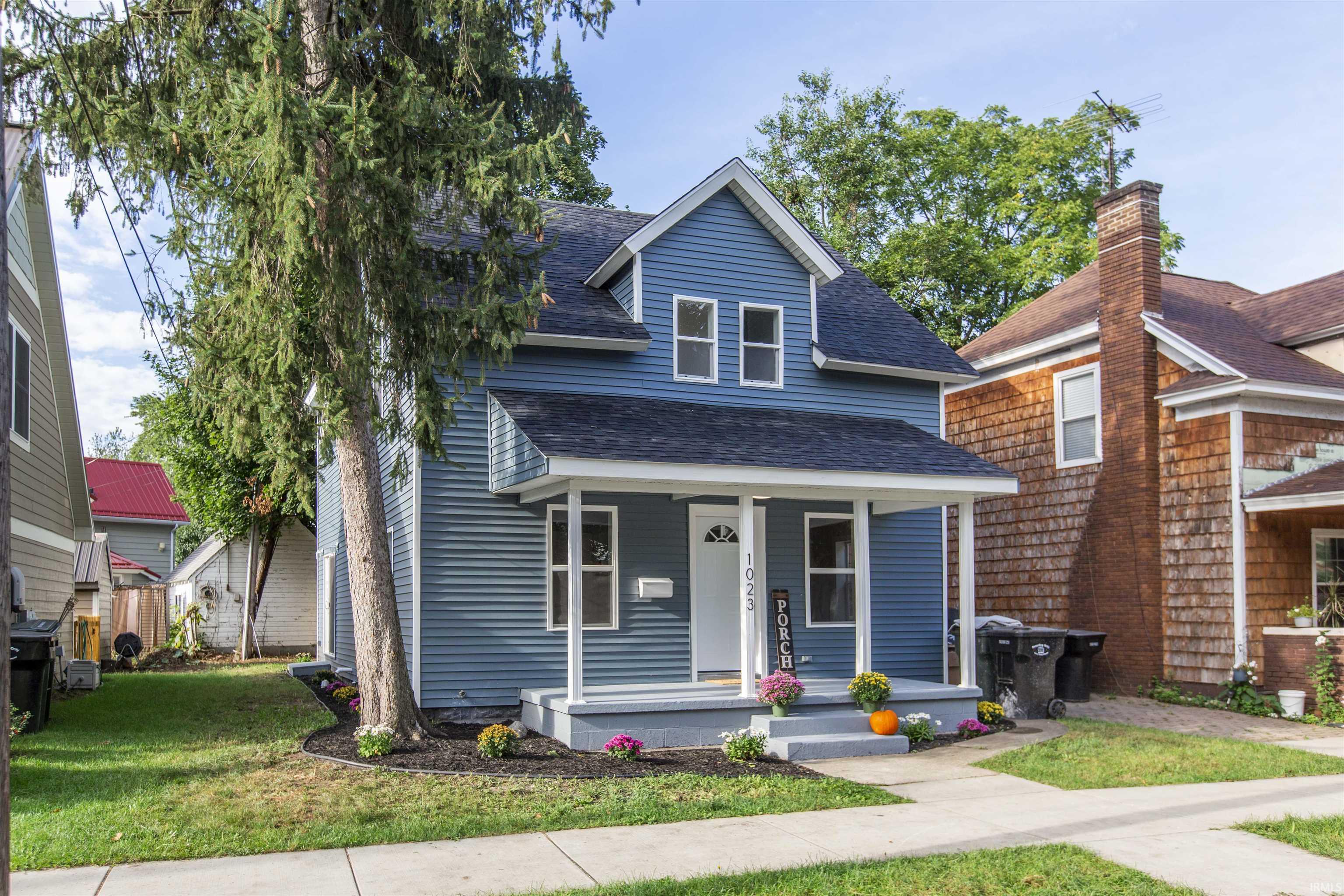 1023 Woodward Avenue, South Bend, IN 46616