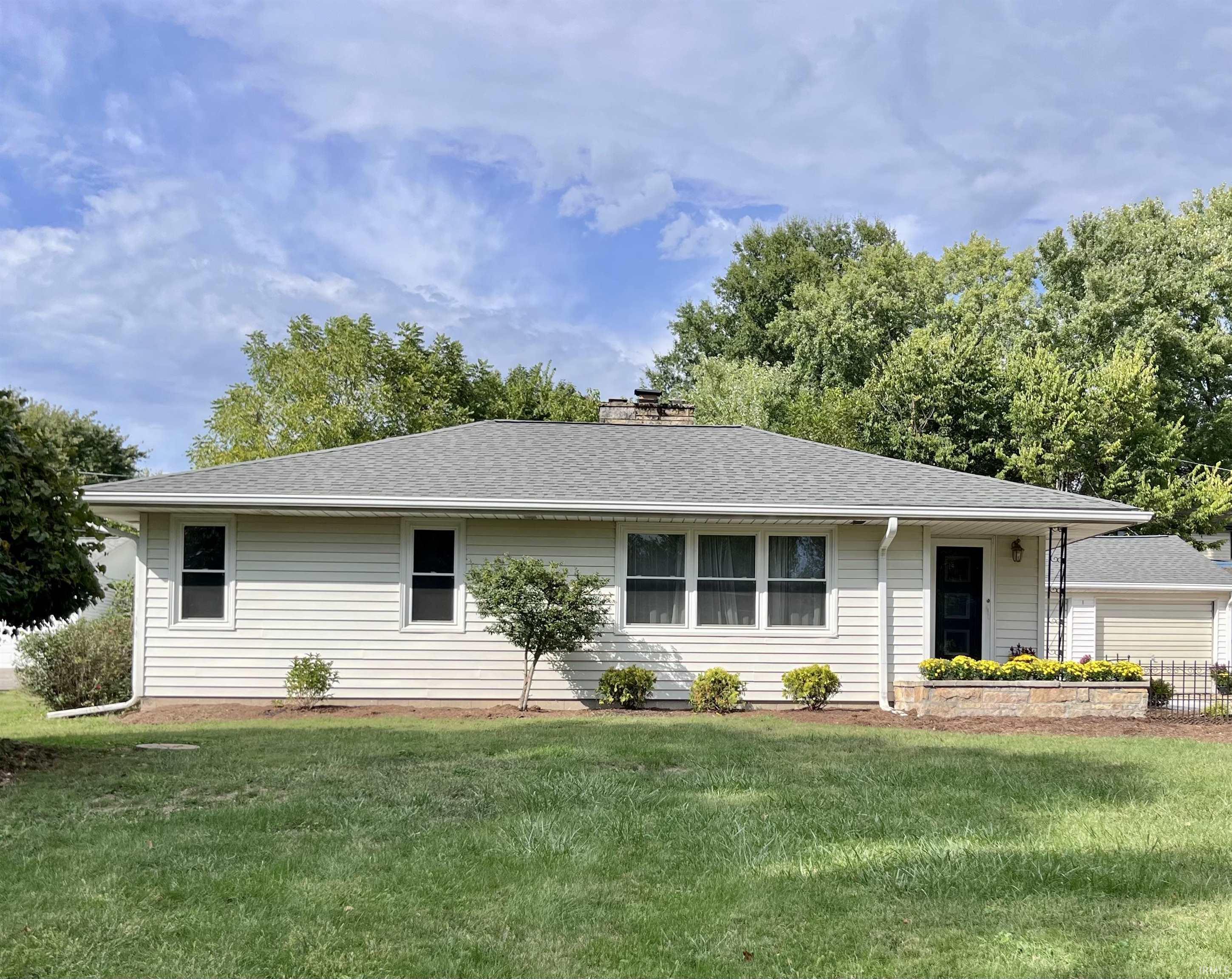 516 W LOIS LANE, BLOOMINGTON, IN 47403 Millican Realty Bloomington