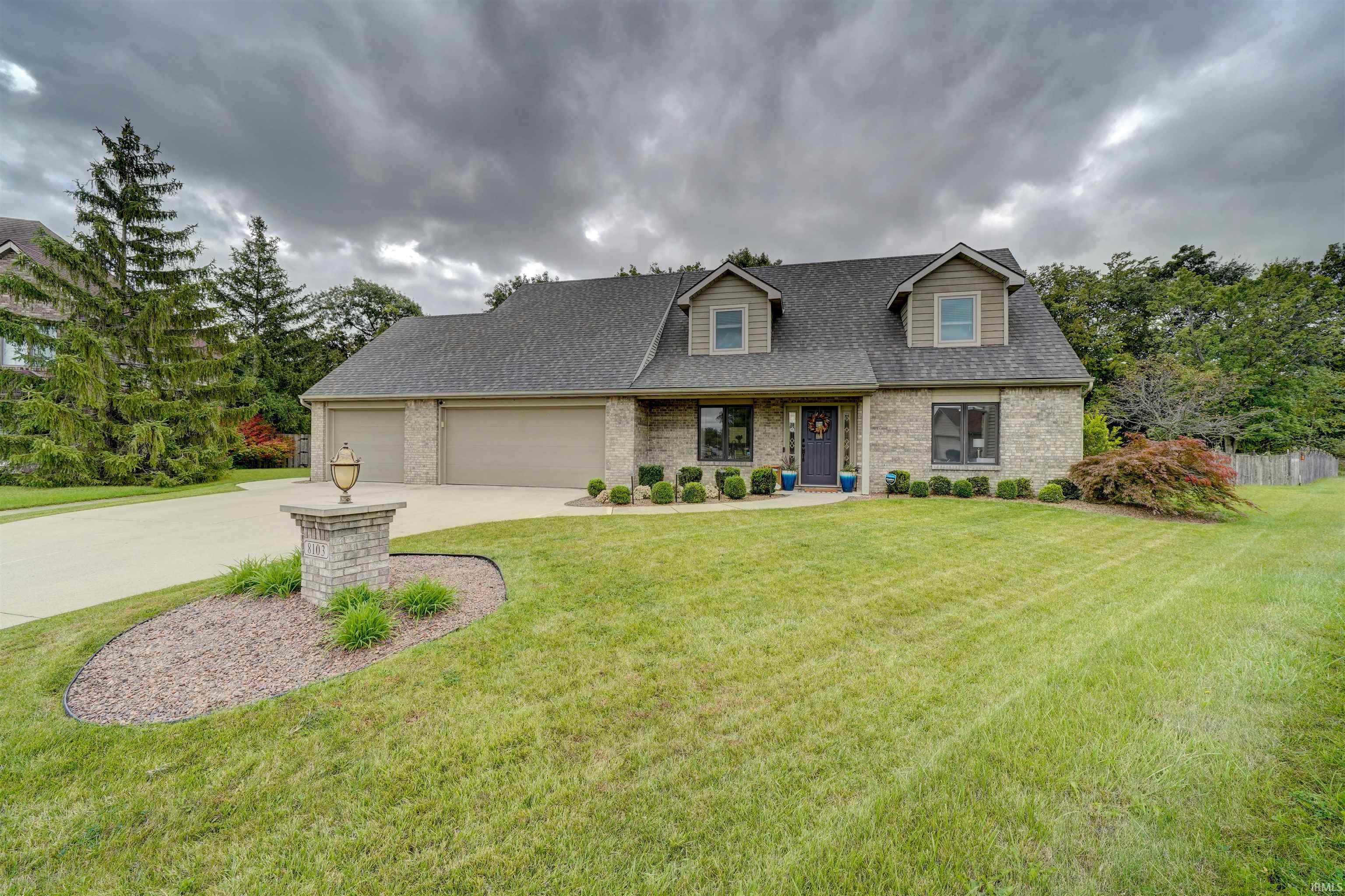 8103 Victoria Woods Place, Fort Wayne, IN 46825