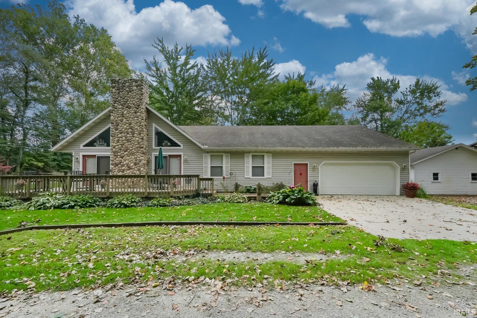 Residential for sale in Leesburg, Indiana, 202241023