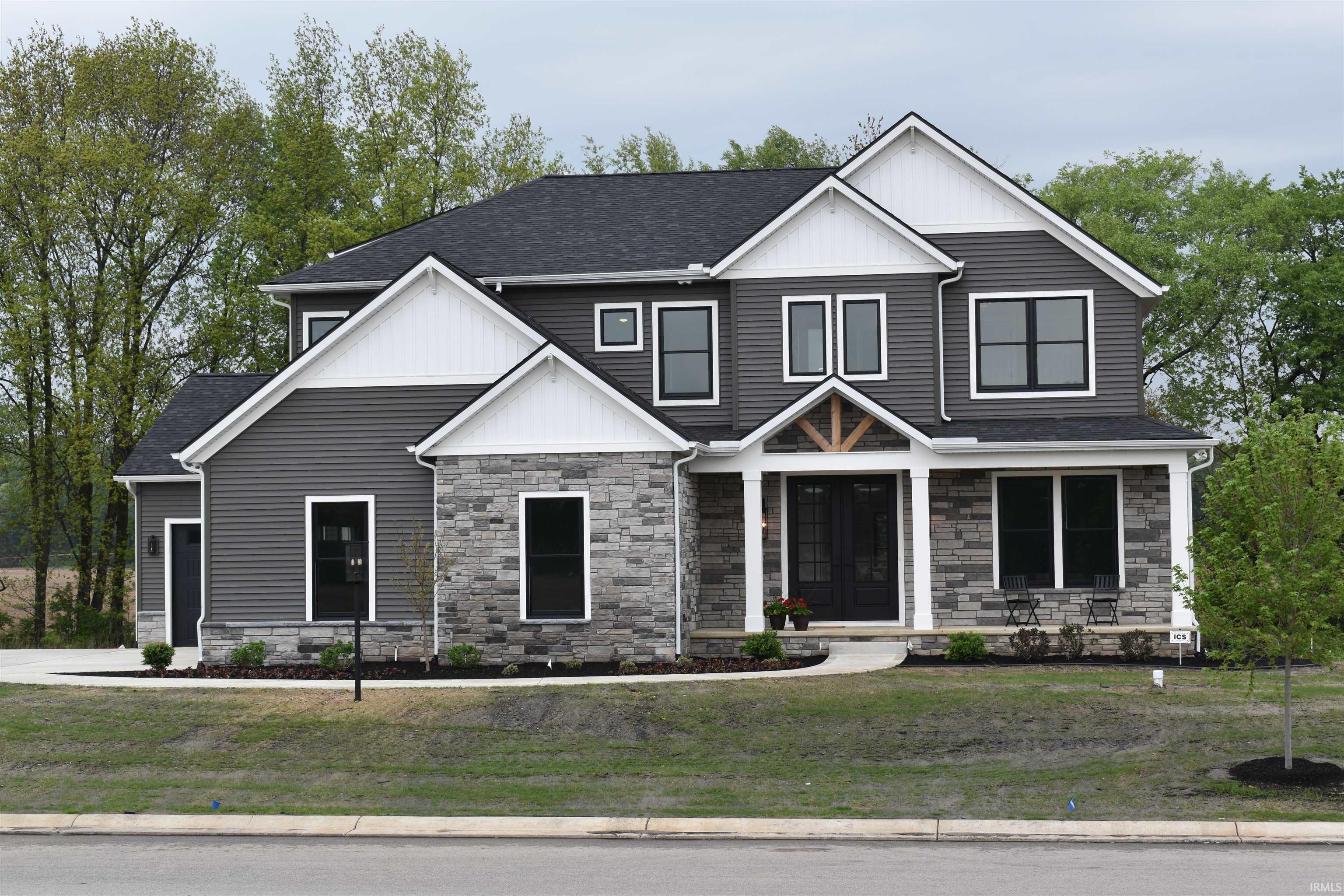 15131 Gossamer Granger, IN 46530