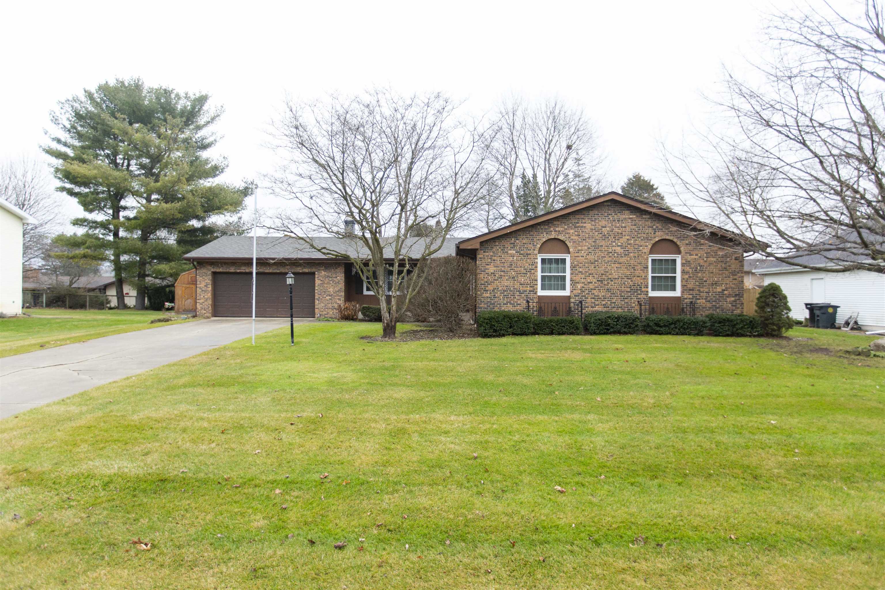 51812 Whitestable Lane, South Bend, IN 46637