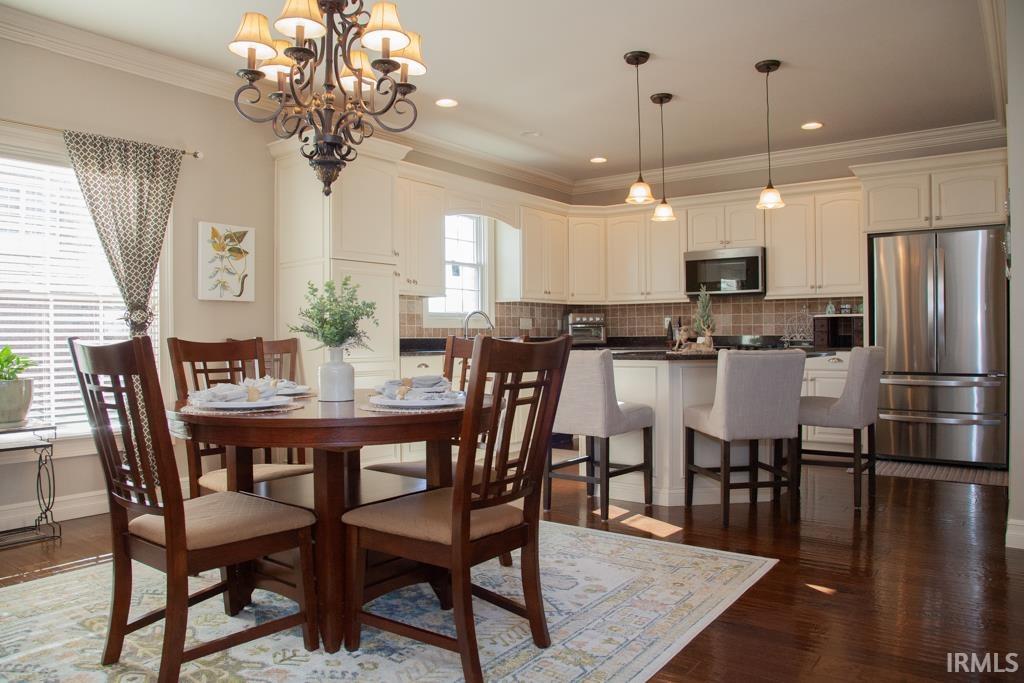 Open concept casual dining