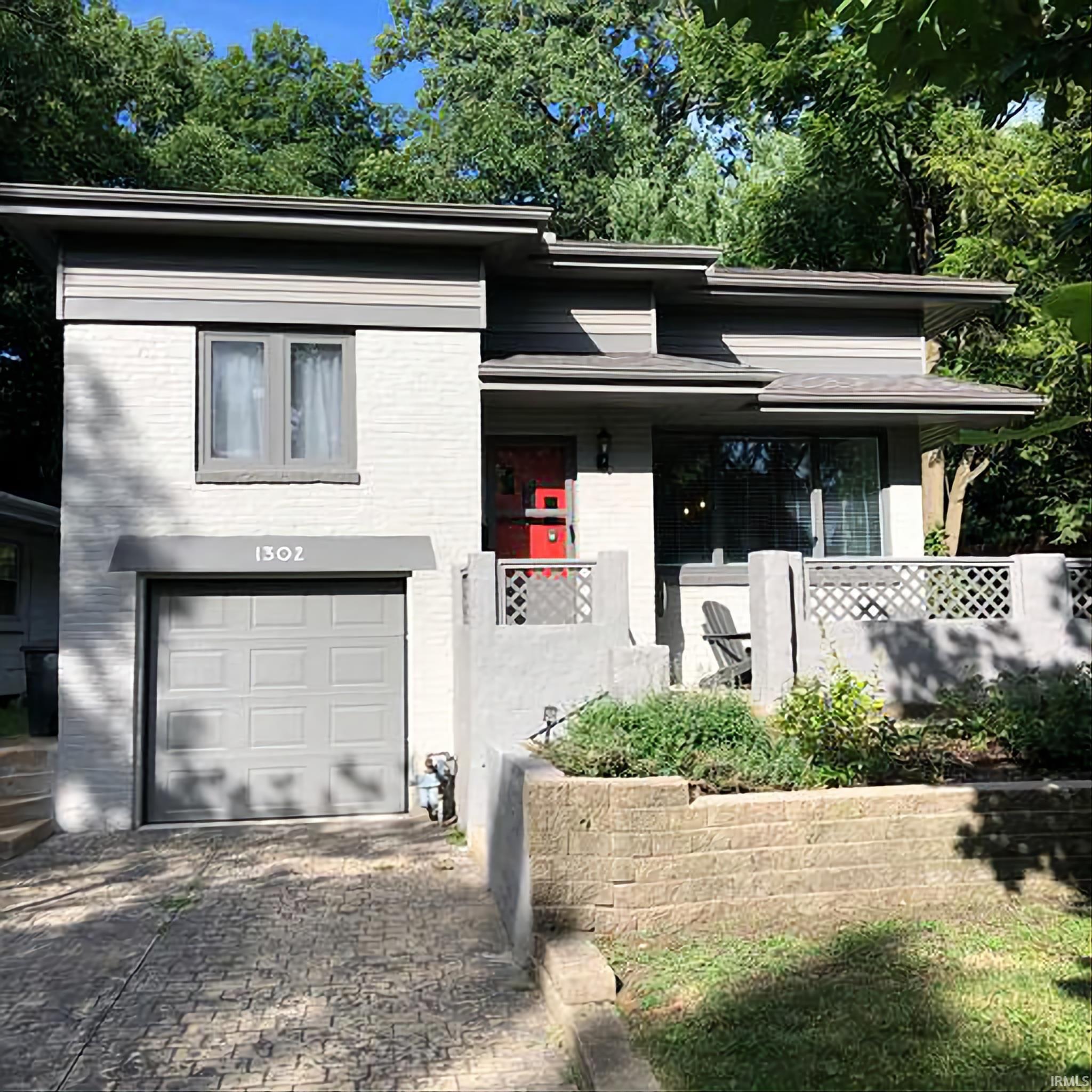 South Bend IN Real Estate 1302 N Lafayette South Bend IN 46617 MLS