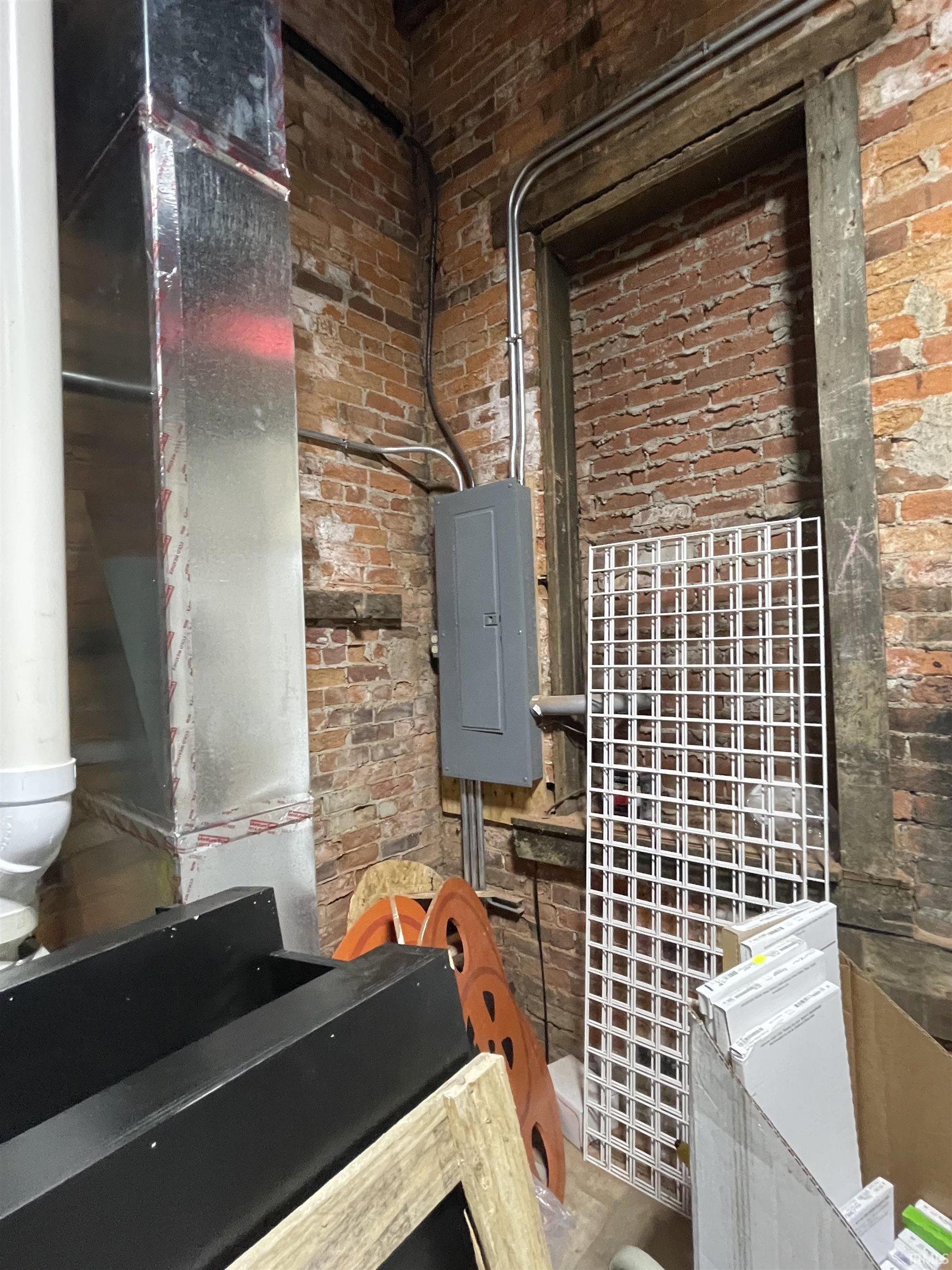 Photo 22 of 442 N Jefferson Street