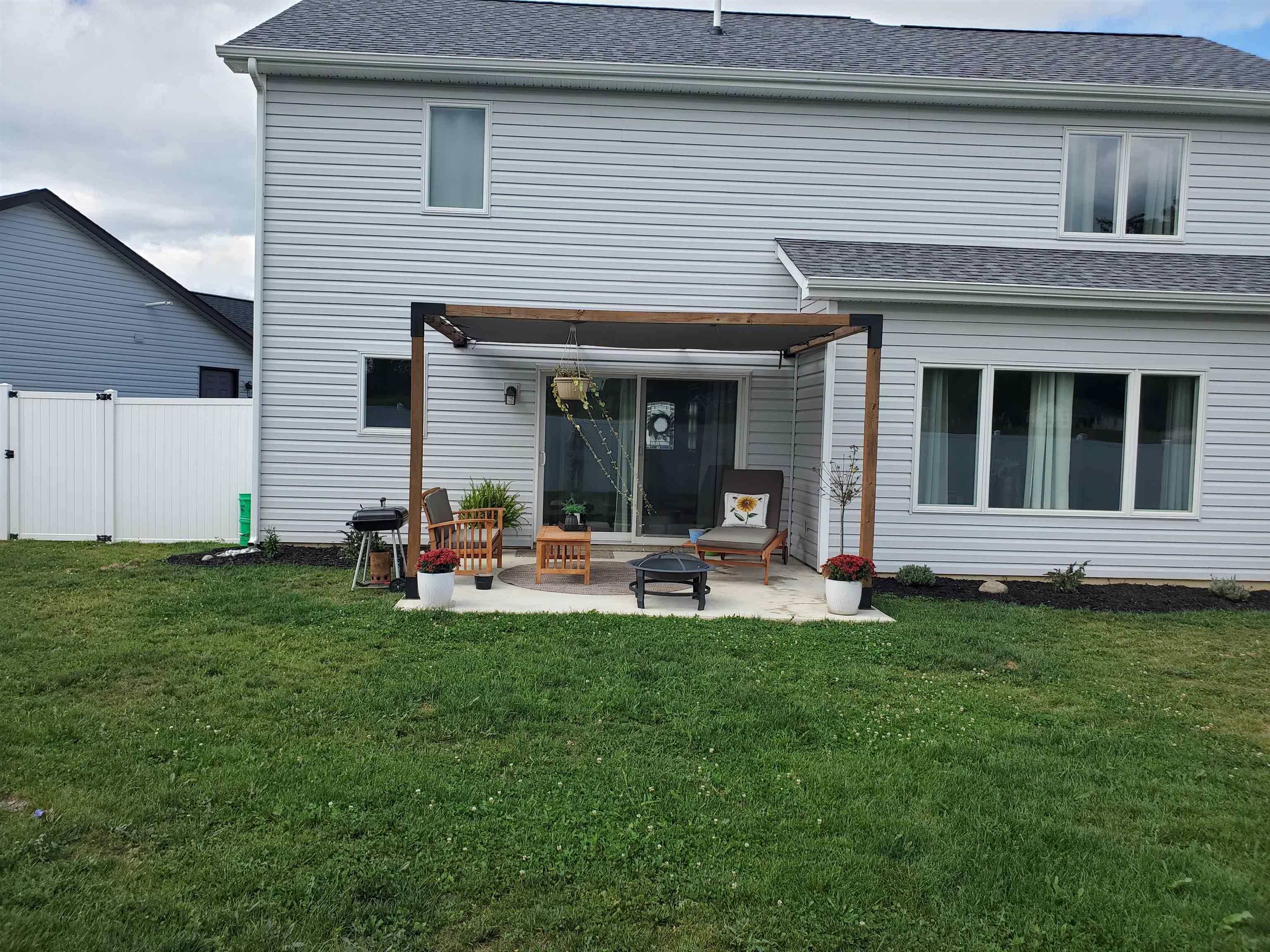 Photo 17 of 850 Sienna Court