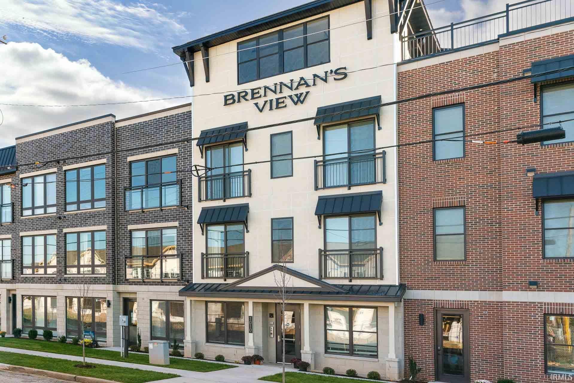 1010 Corby Unit 110 Boulevard Unit 110 Brennans View, South Bend, IN 46617