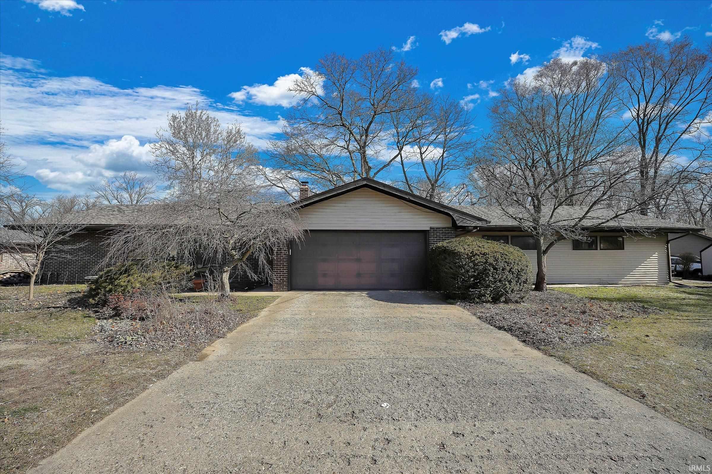 58238 Ox Bow Drive, Elkhart, IN 46516
