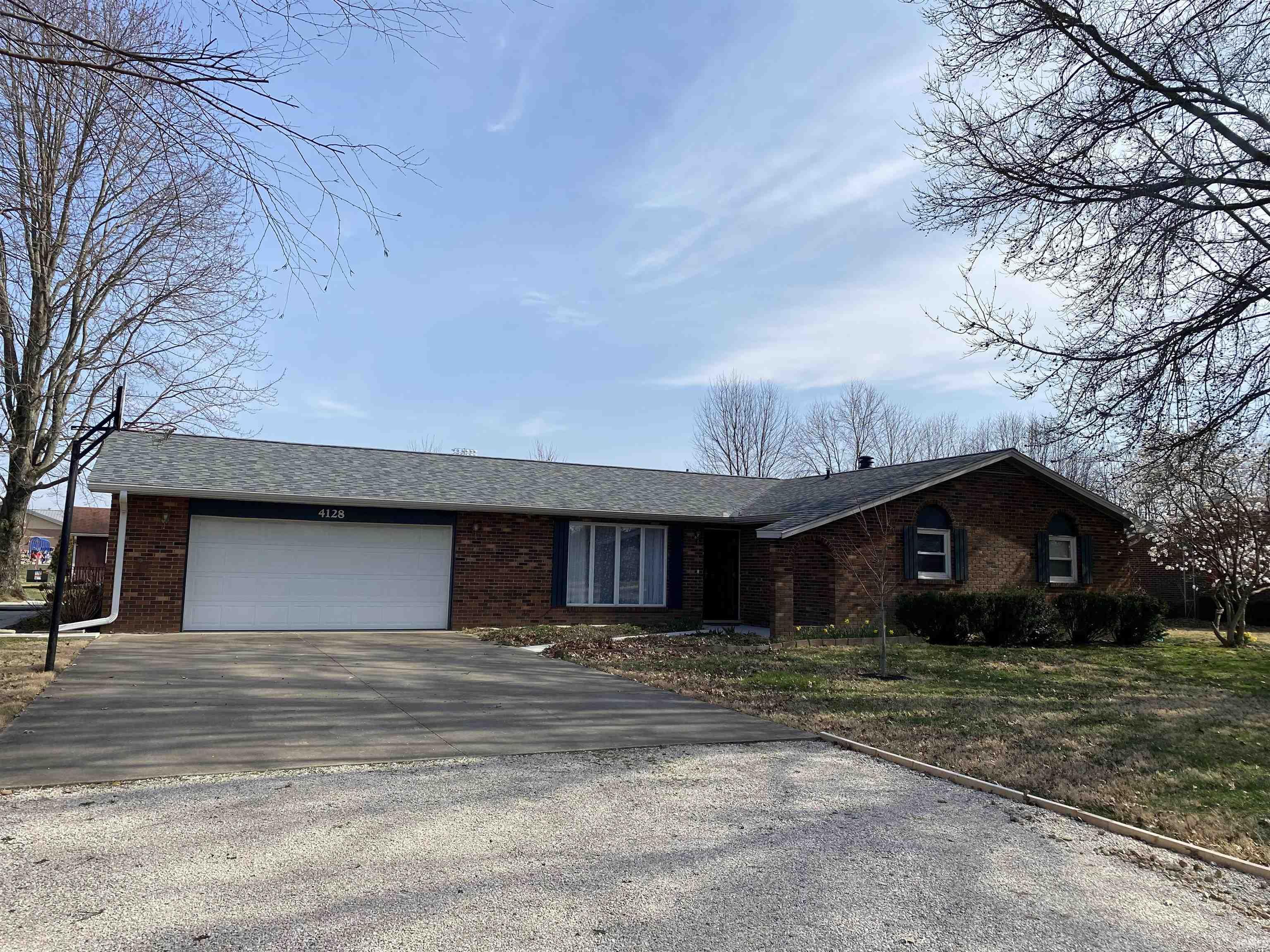 4128 N Apple Blossom Lane, Jasper, IN 47546