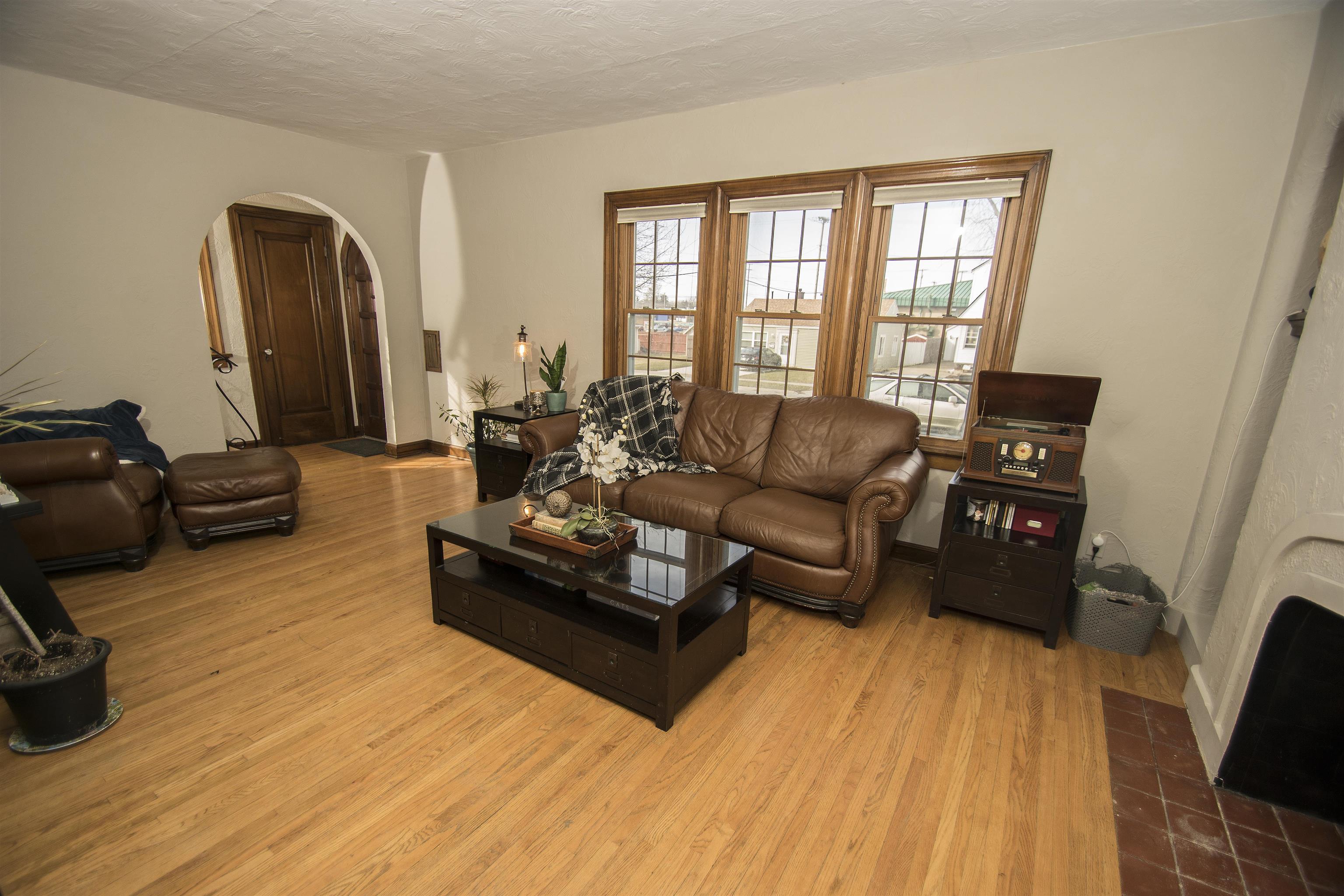 Photo 7 of 1818 Vance Avenue