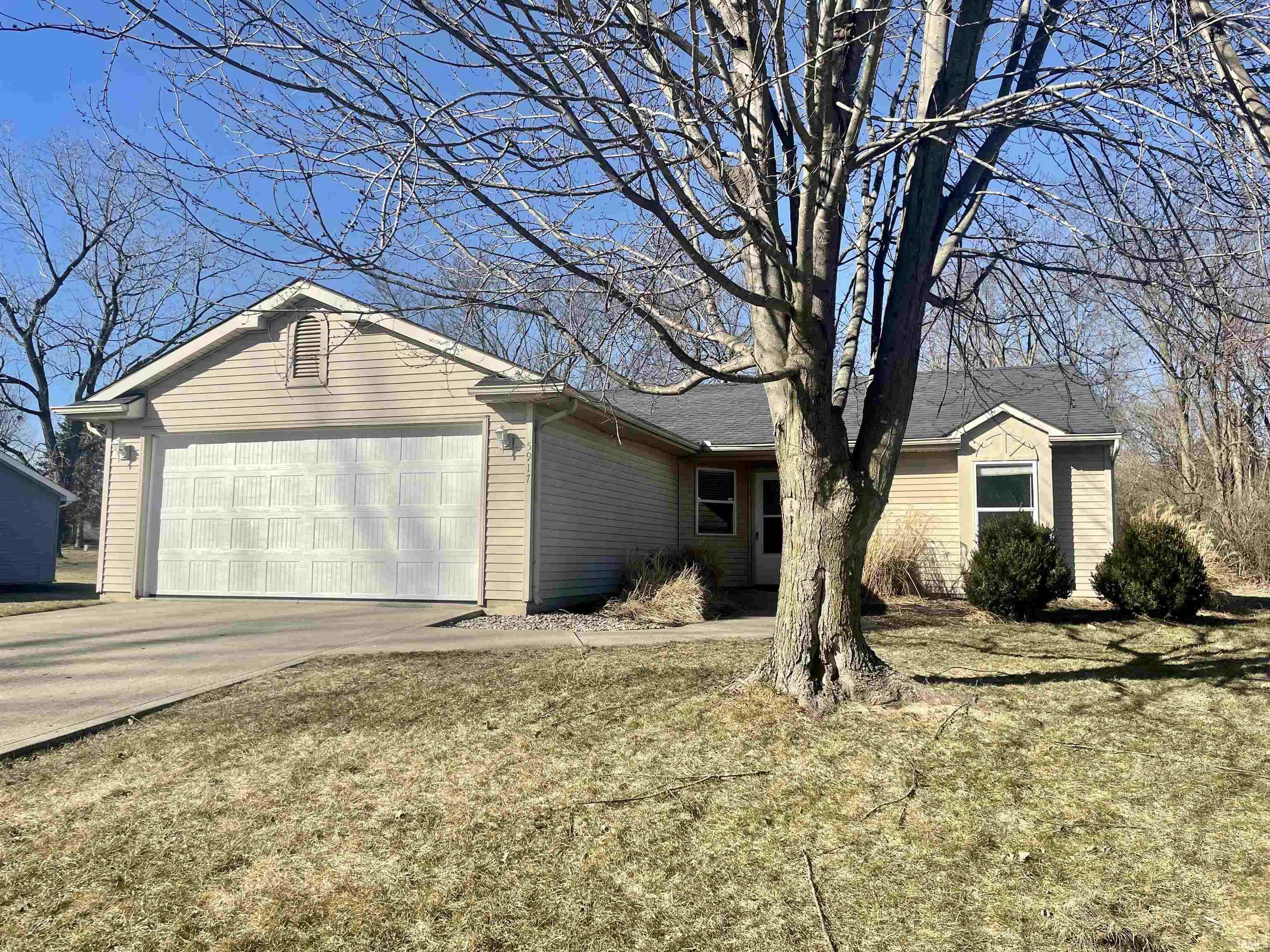 5917 Arapaho, Fort Wayne, Indiana 46825, 3 Bedrooms Bedrooms, 7 Rooms Rooms,2 BathroomsBathrooms,Residential,For Sale,Arapaho,202306203