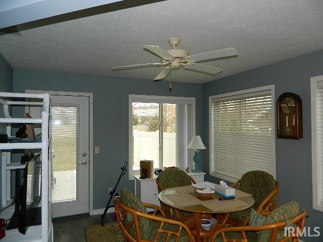 Photo 8 of 2011 Vixen Lane