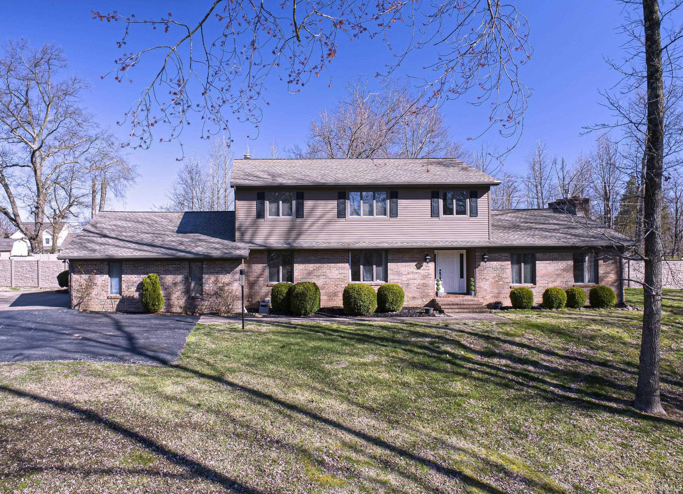 1800 Montview Drive, Evansville, IN 47725