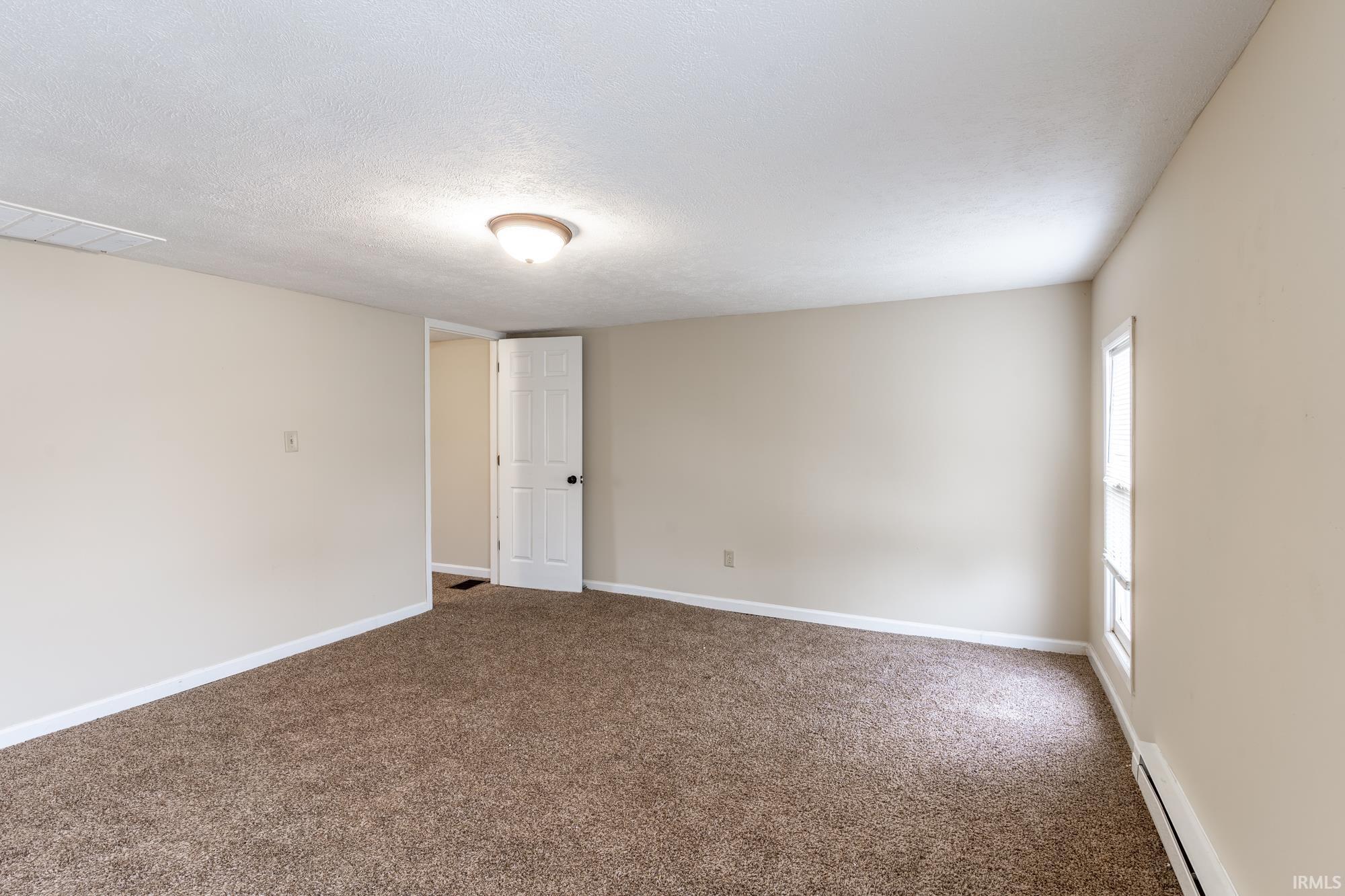 Photo 16 of 16423 Weaver Street