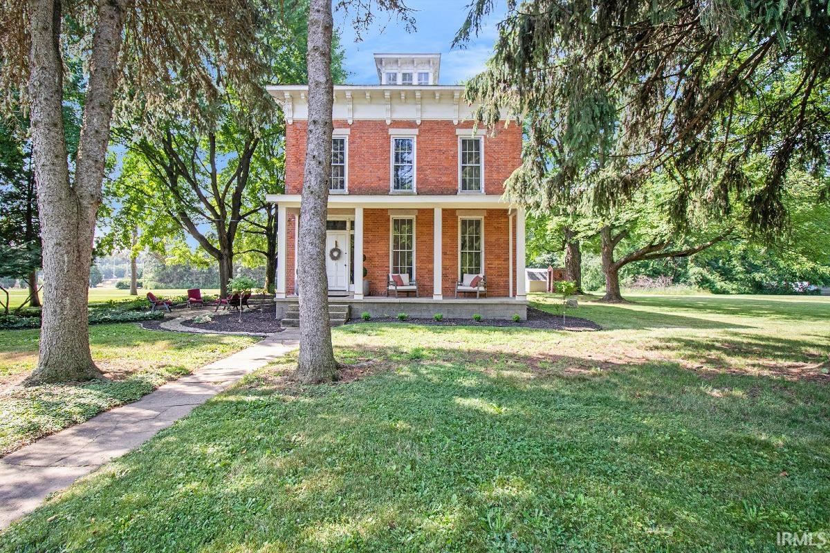 13546 Brick Granger, IN 46530