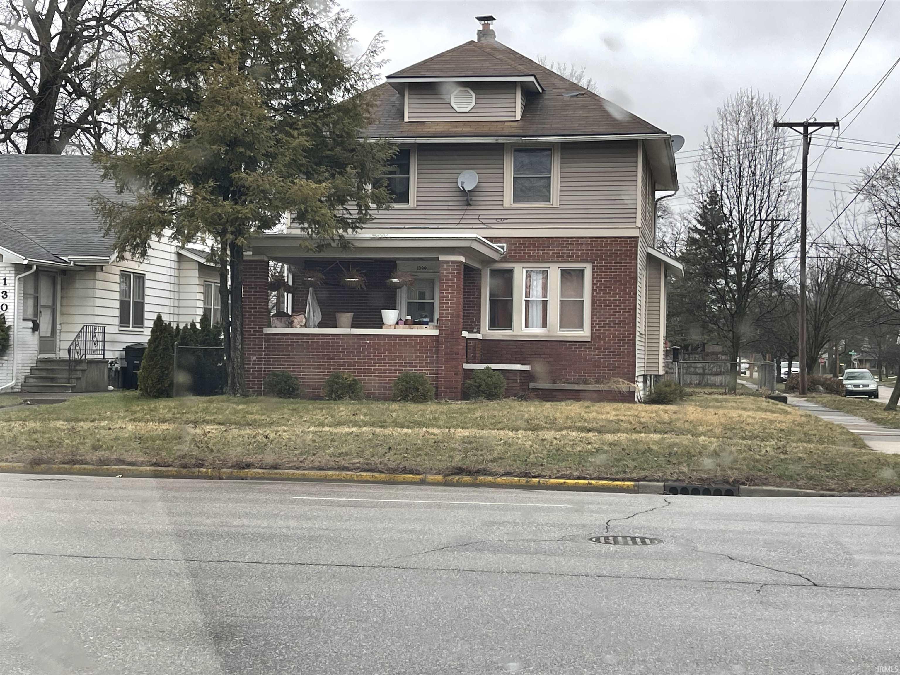 1300 W Lexington Avenue, Elkhart, IN 46514