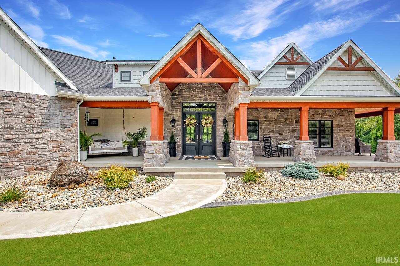 13997 Shavano Peak Drive, Middlebury, IN 46540