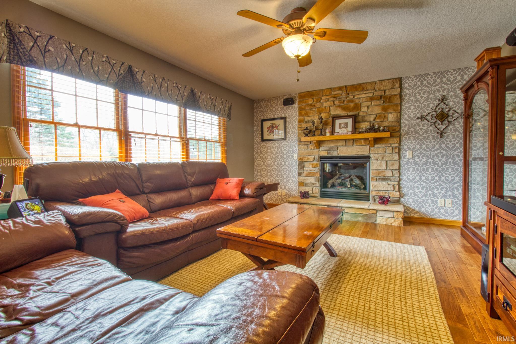 Photo 11 of 225 S Hunters Ridge